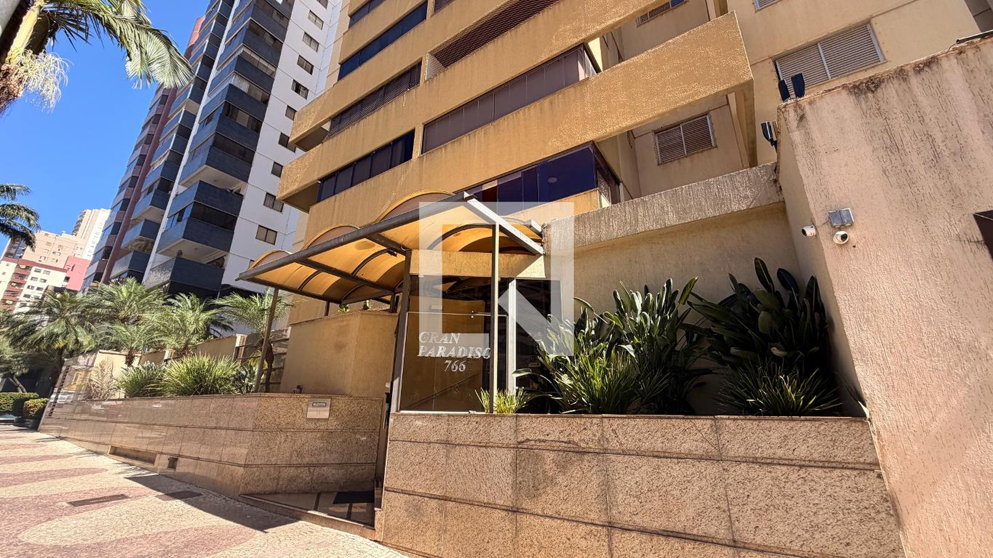 Fachada do Prédio Condomínio em Avenida T-5, 766