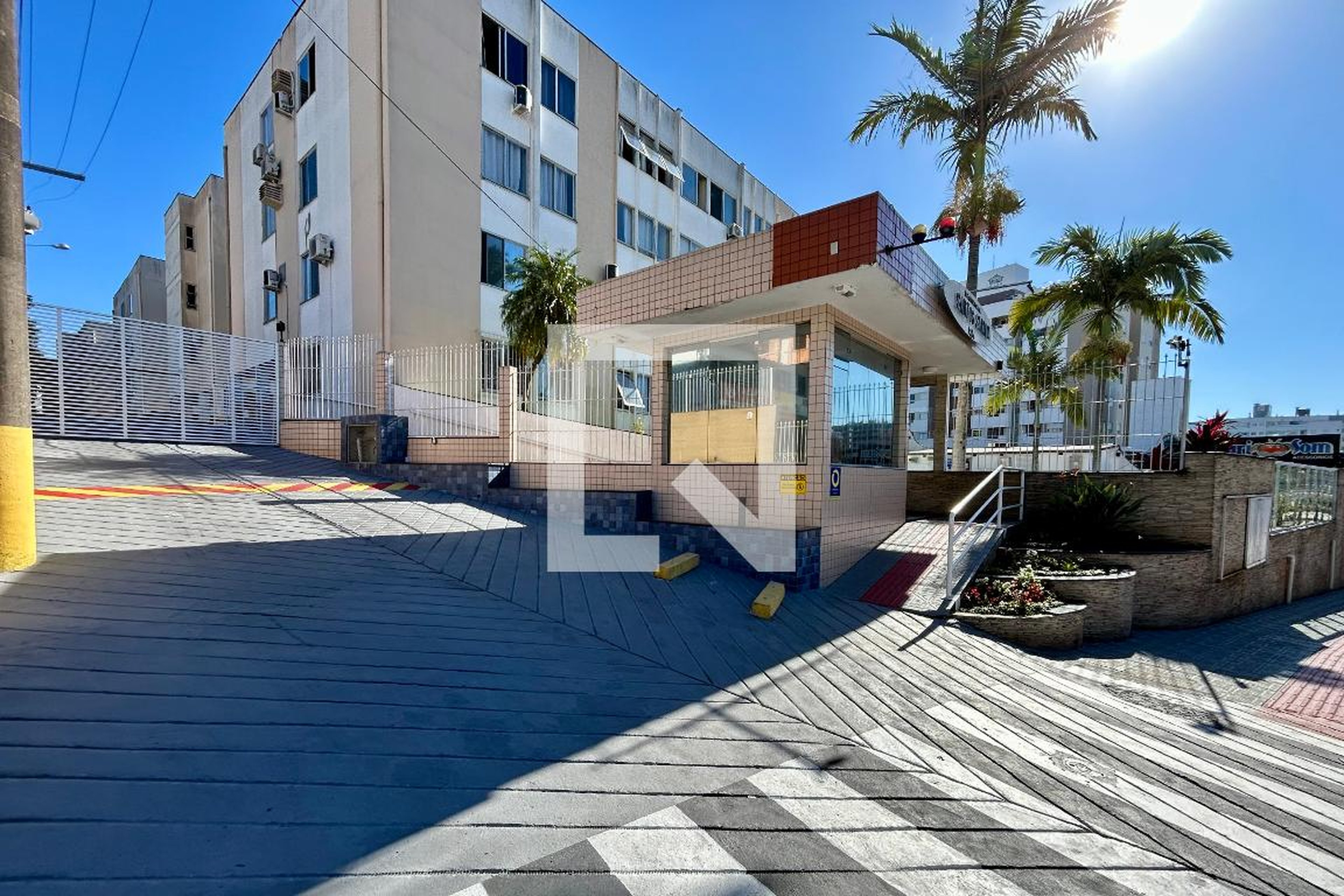 Fachada Condomínio Santos Saraiva