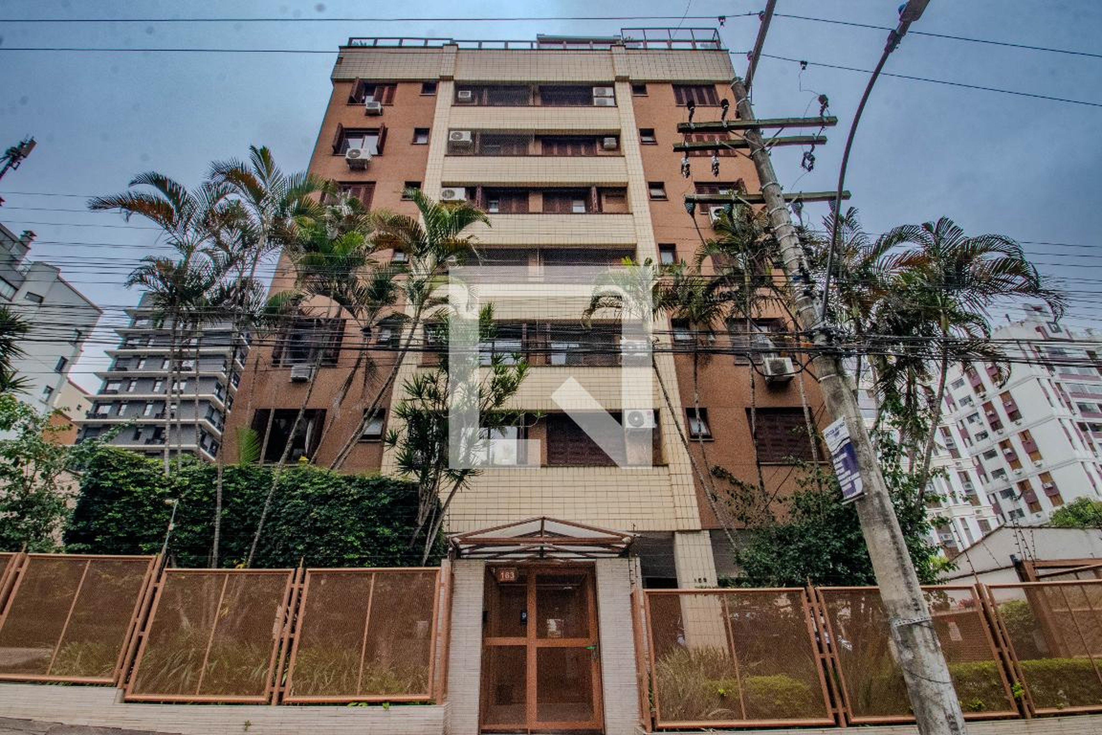 Fachada Condomínio em Rua Afonso Taunay, 163
