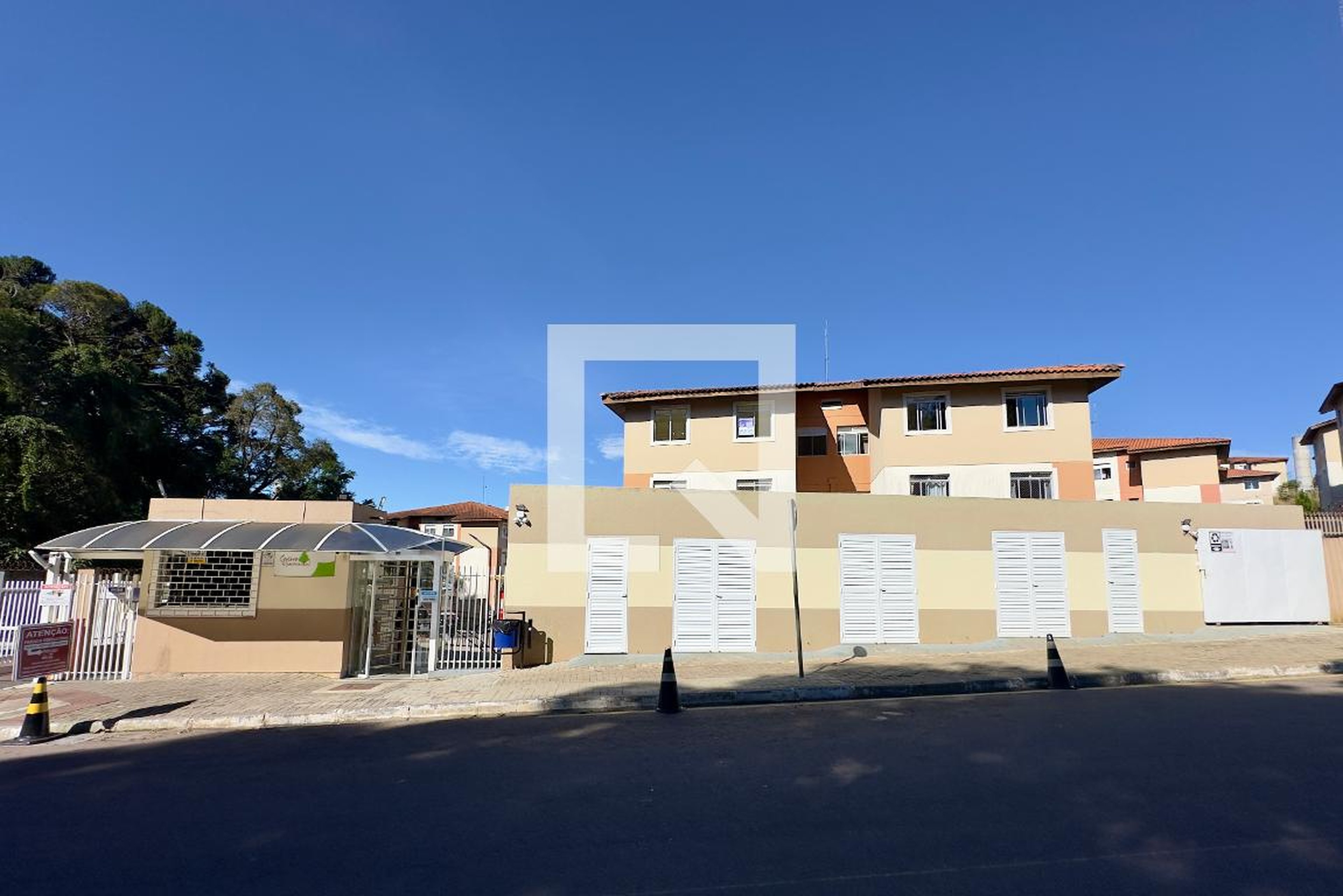 Fachada Residencial Cedros