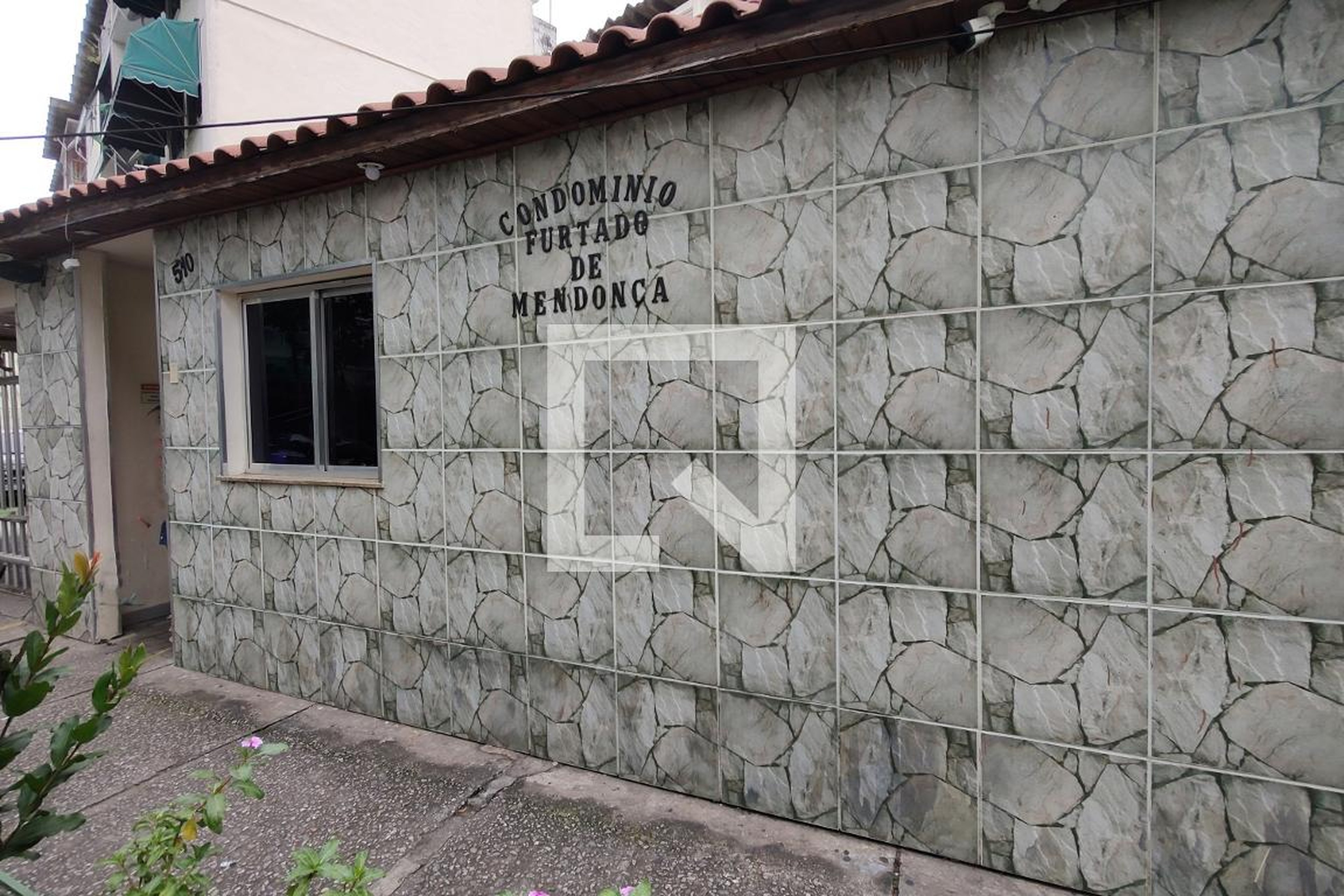 Fachada do condomínio Condomínio Furtado de Mendonca