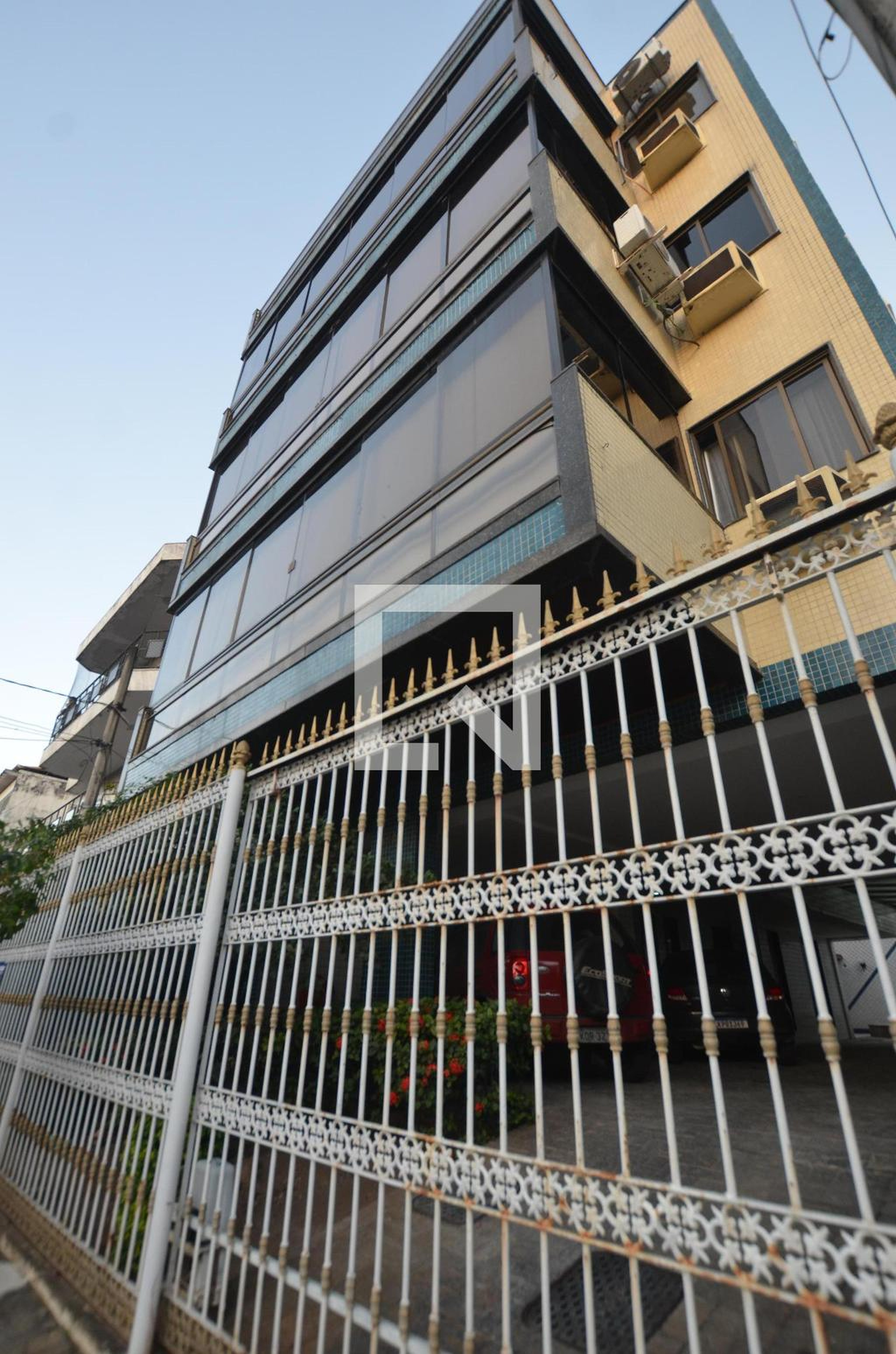 Fachada Condomínio em Rua Planalto Mineiro, 145