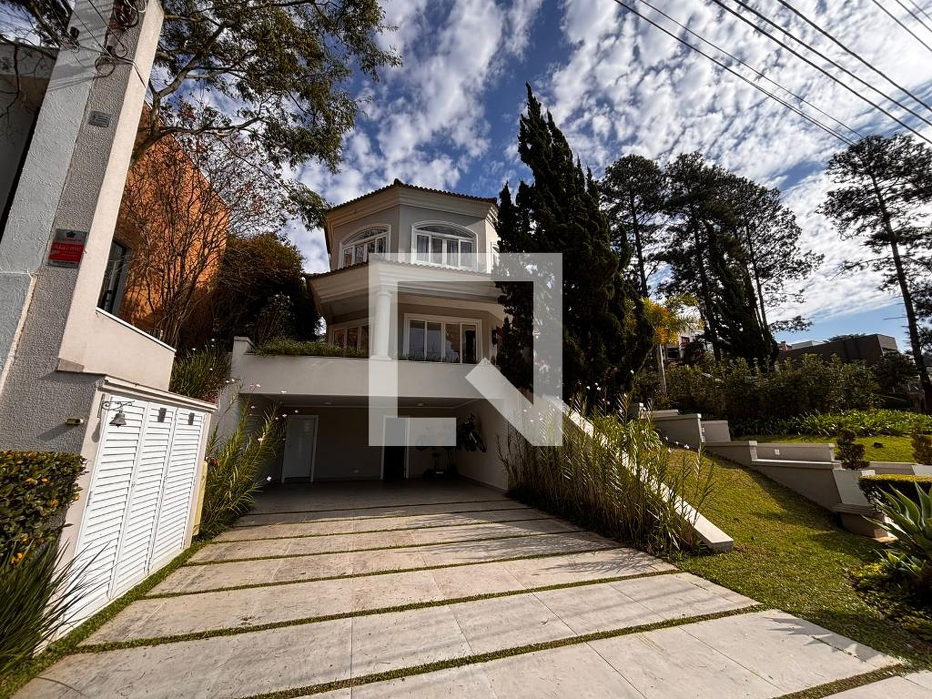 Fachada Condomínio em Alameda Altair, 604