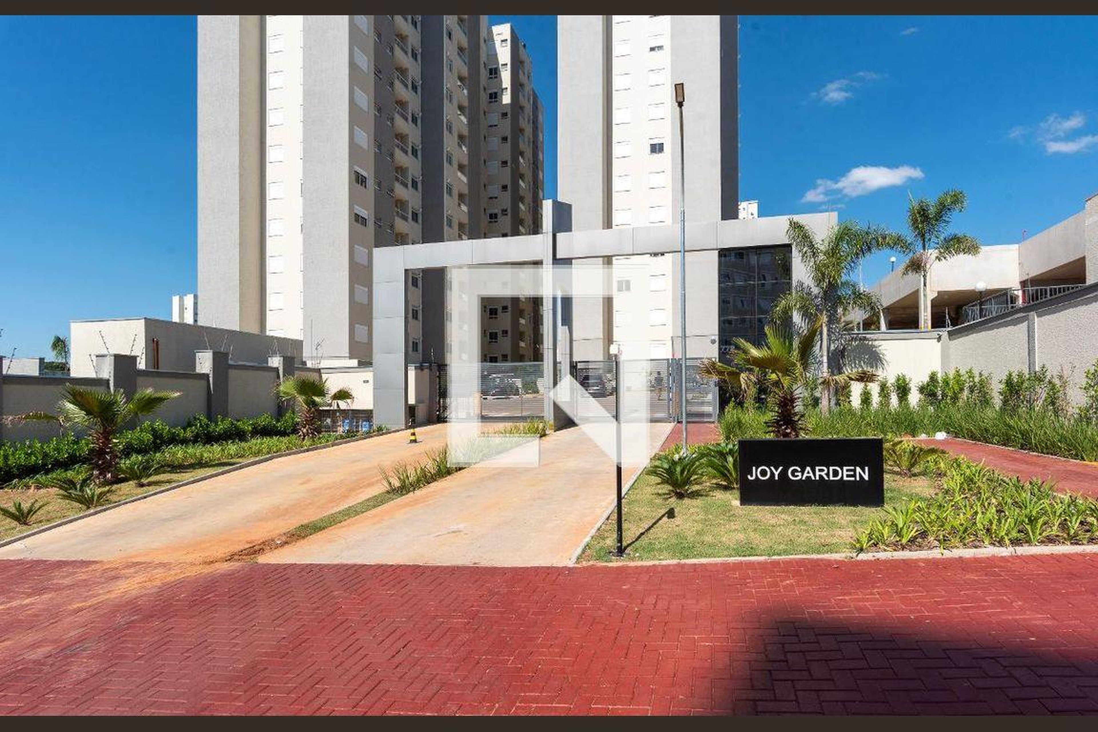 Fachada do Condomínio Condomínio Joy Garden