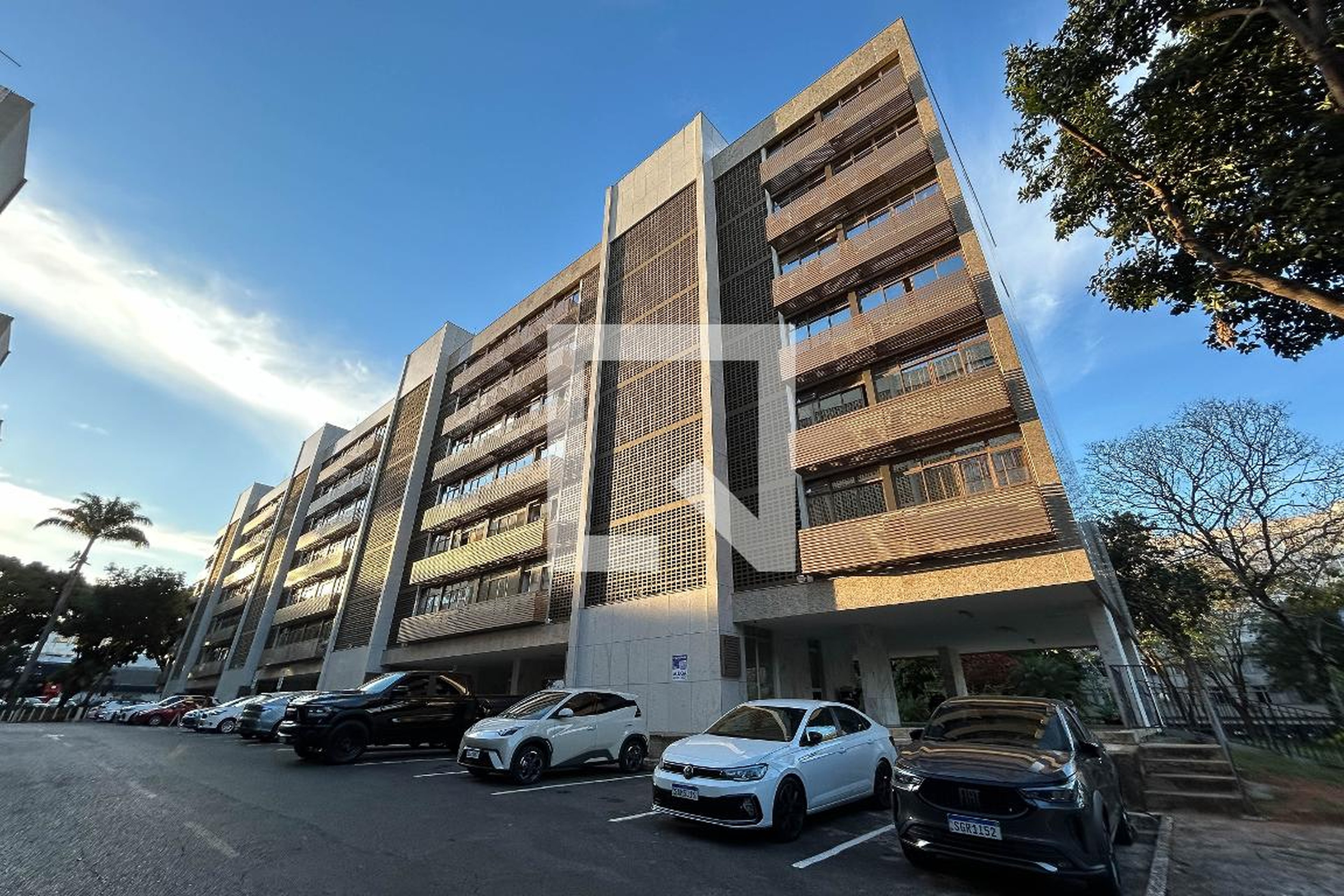 Fachada Condomínio Sqs  302