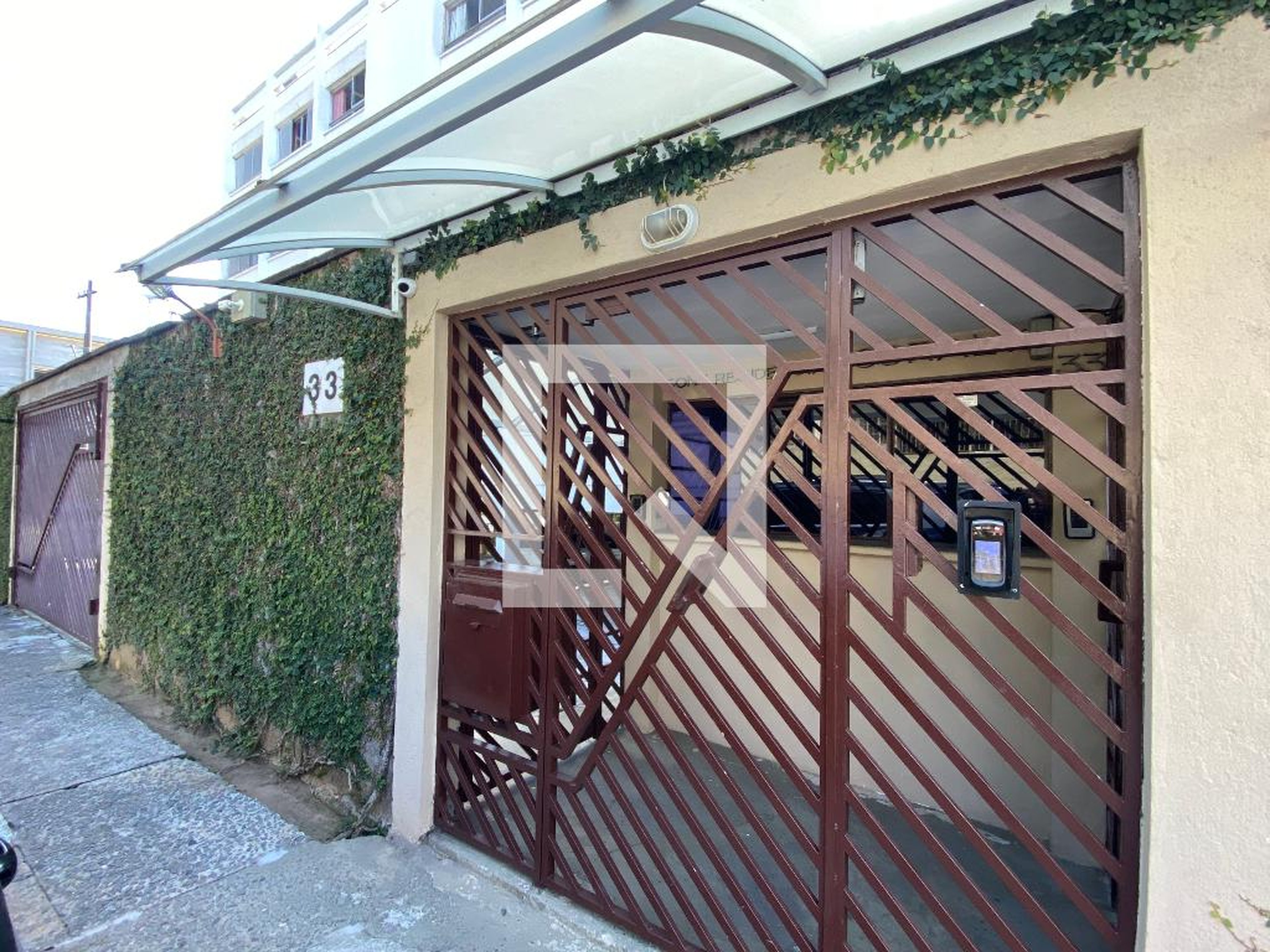 Fachada do Prédio Condomínio Conjunto Residencial Coraly