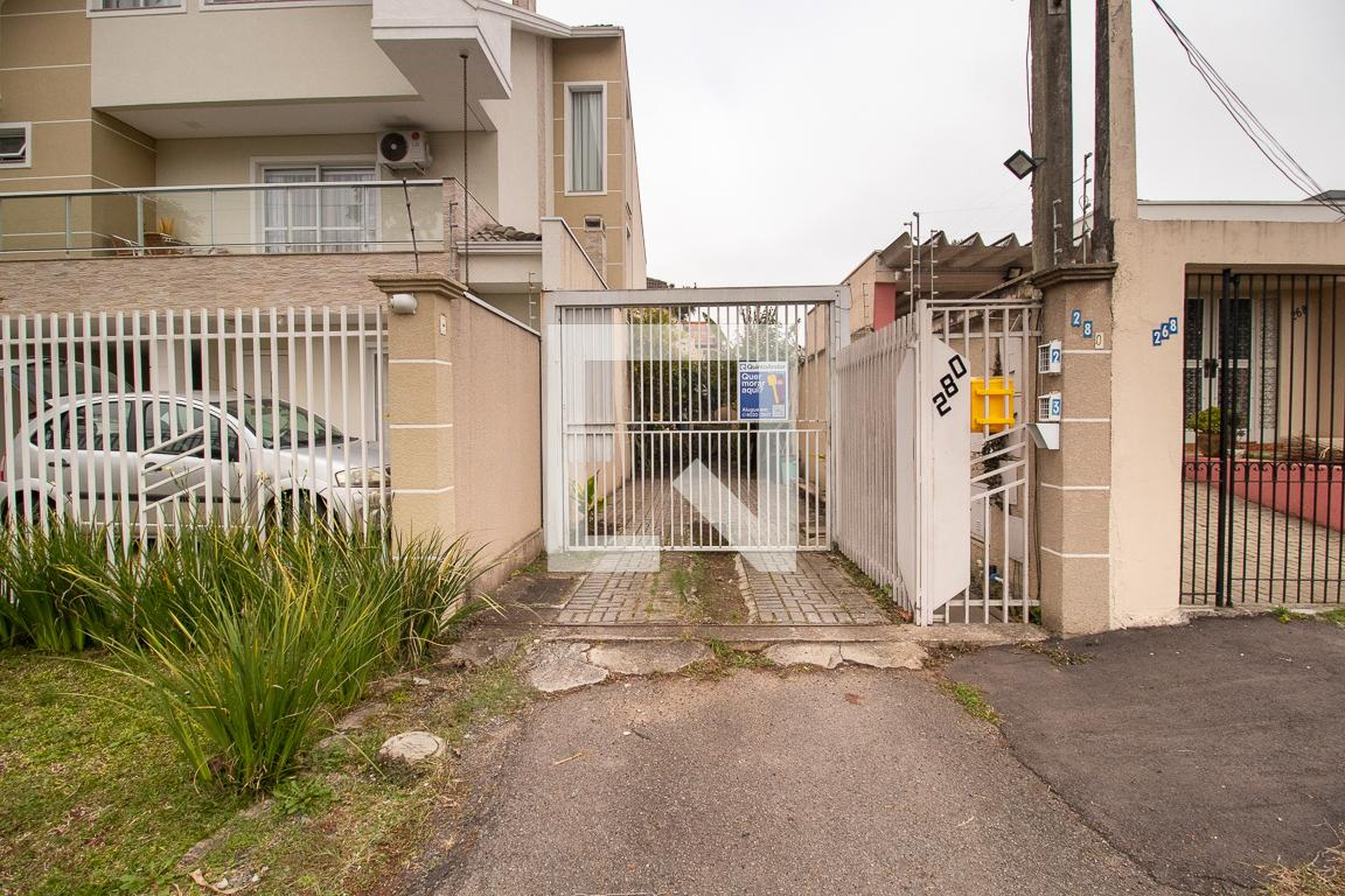 Fachada Condomínio em Rua Coronel José Carvalho de Oliveira, 280