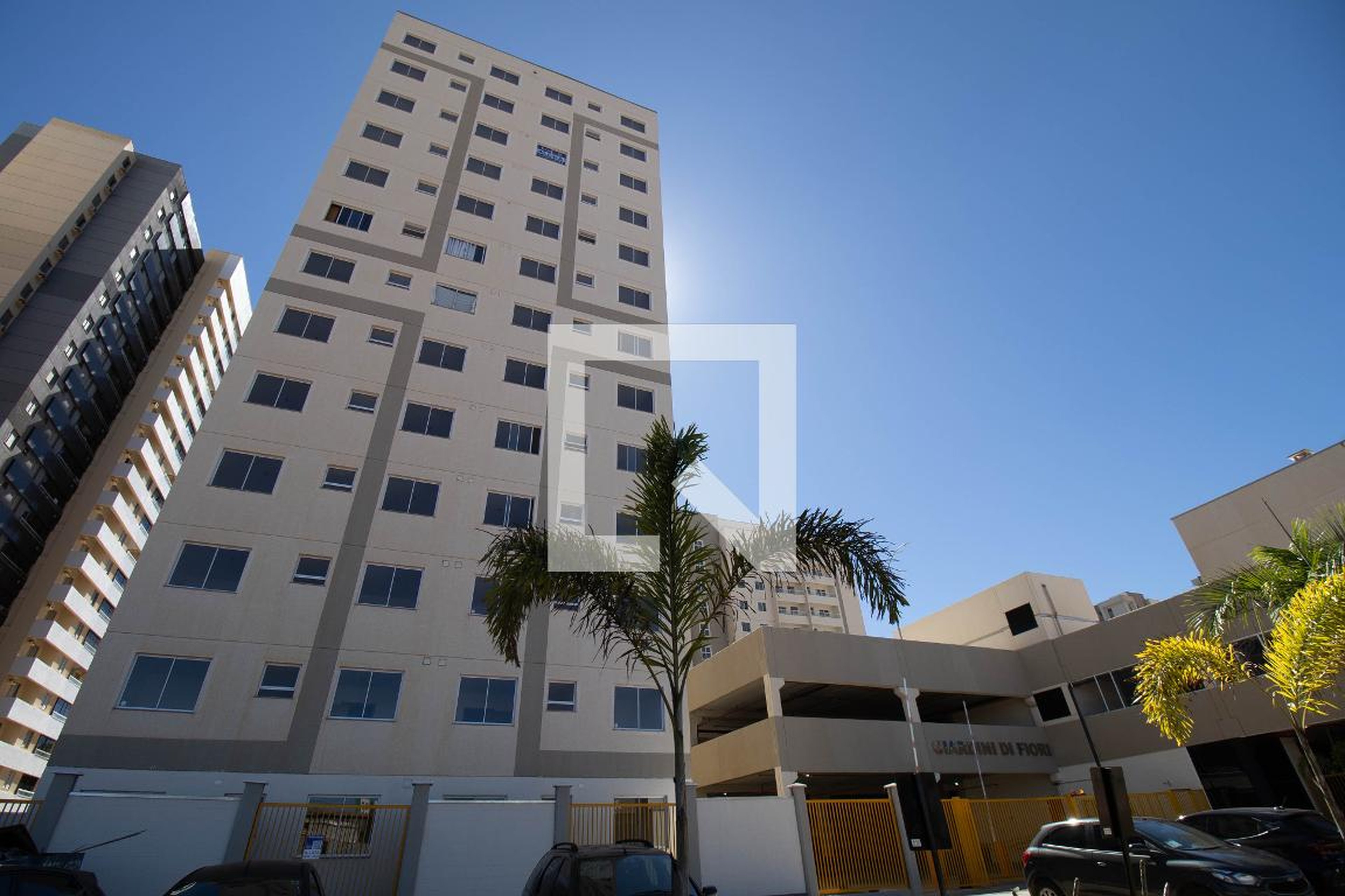 Fachada Condomínio em SIG Q 3 CC BL B LJ 15, s/n