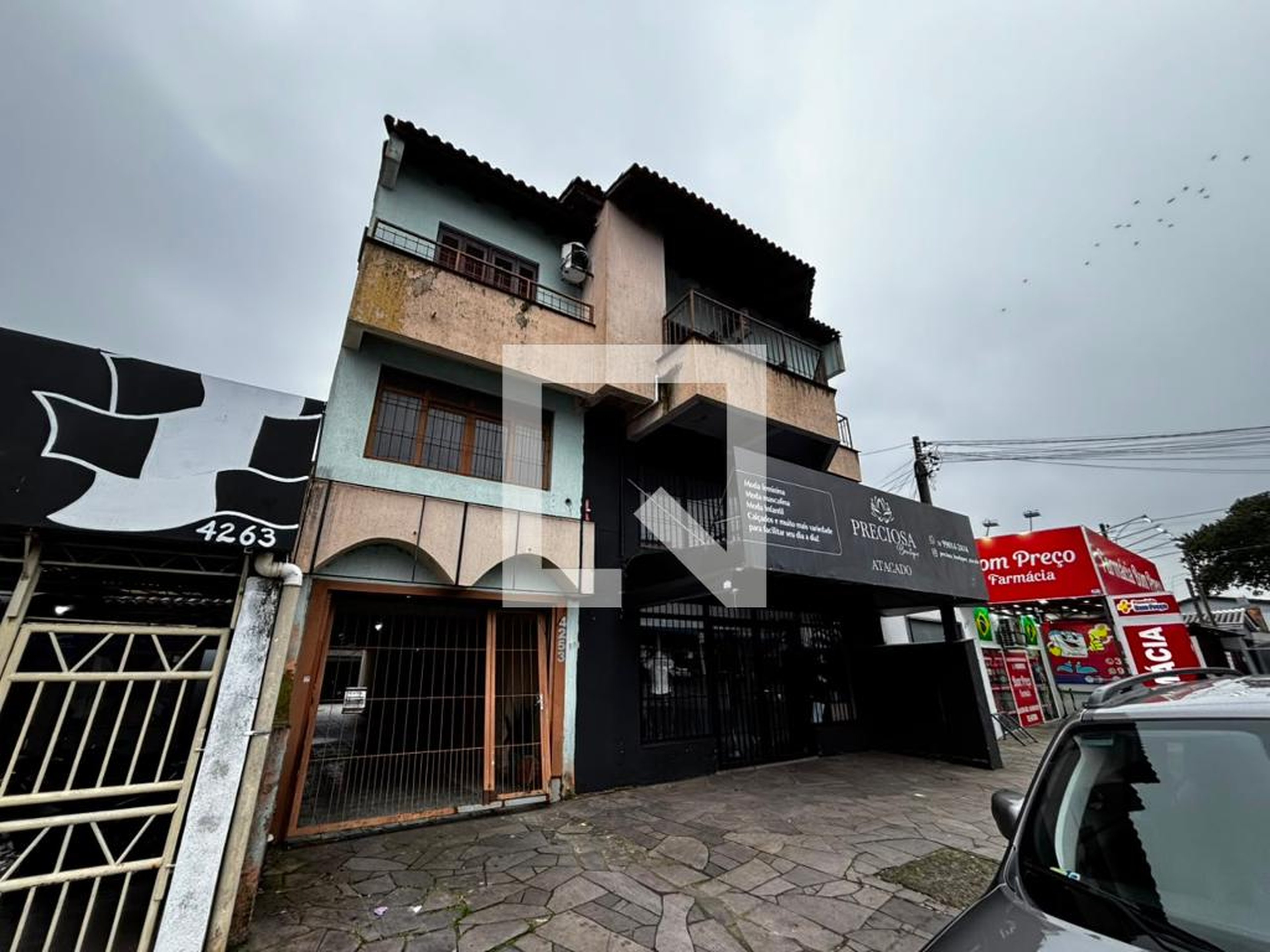 Fachada Condomínio em Rua Florianópolis, 4253