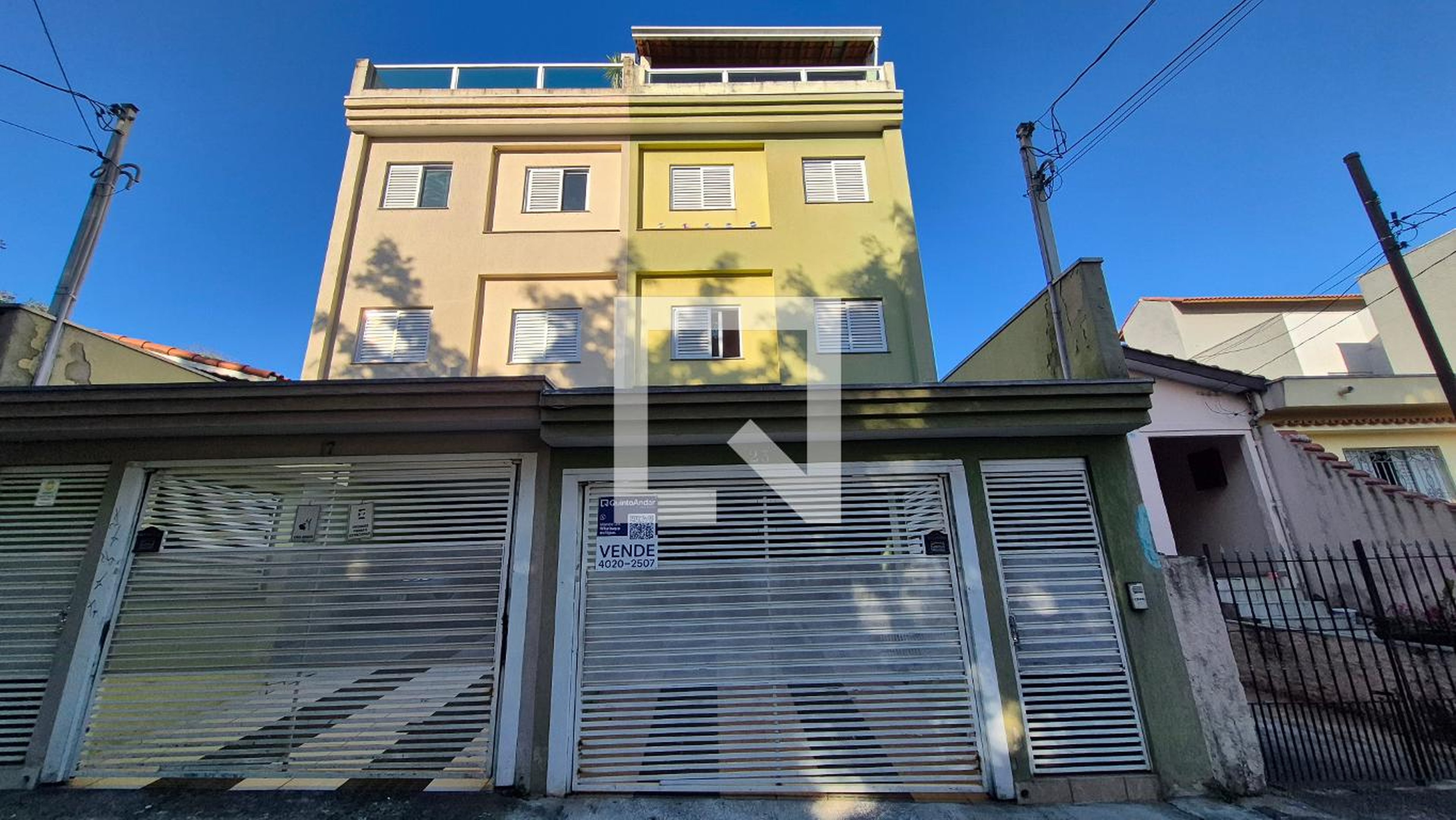 Fachada Condomínio em Rua Itabirito, 23