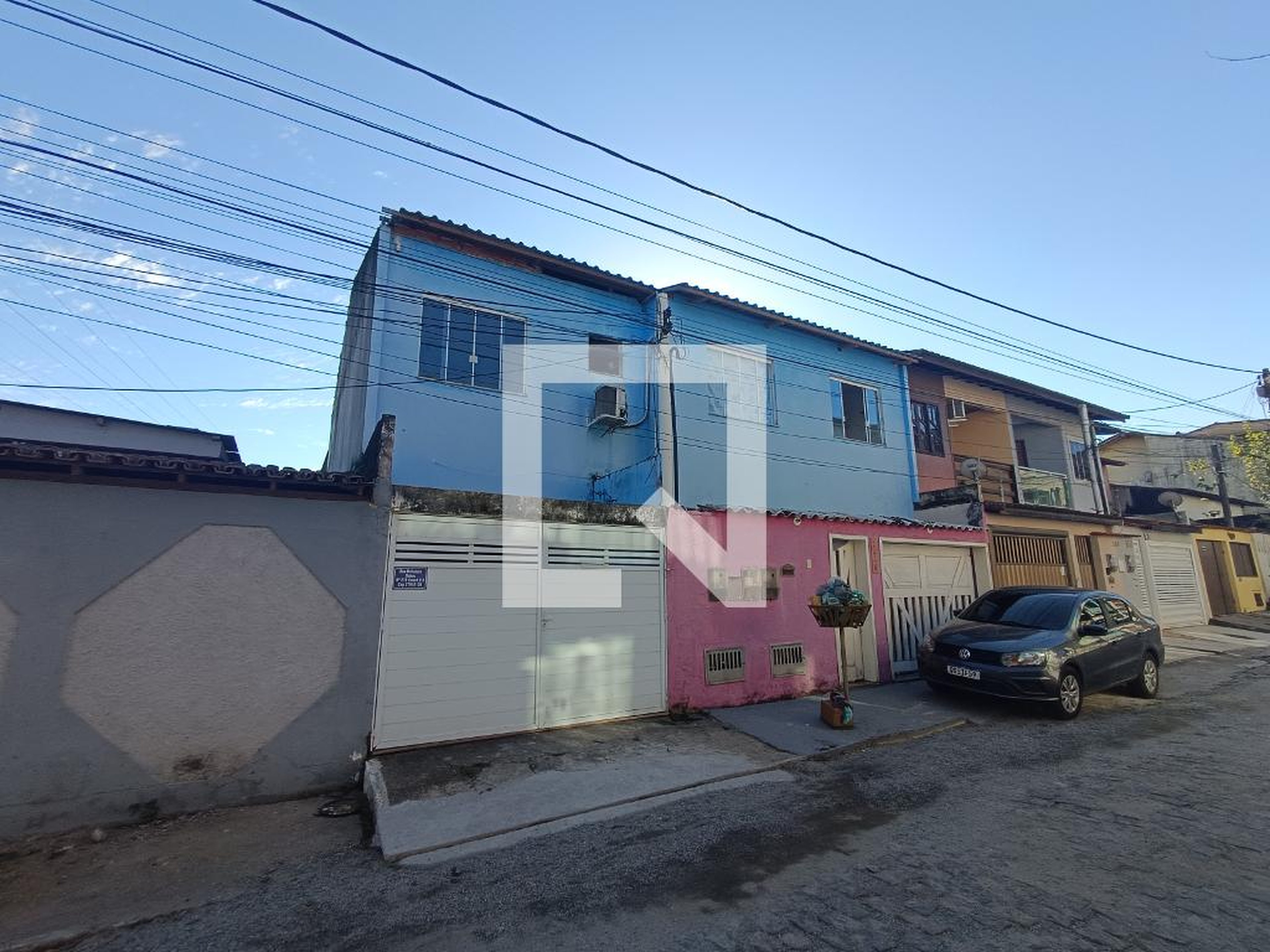 FACHADA Condomínio em Rua Heleodoro Duboc, 278