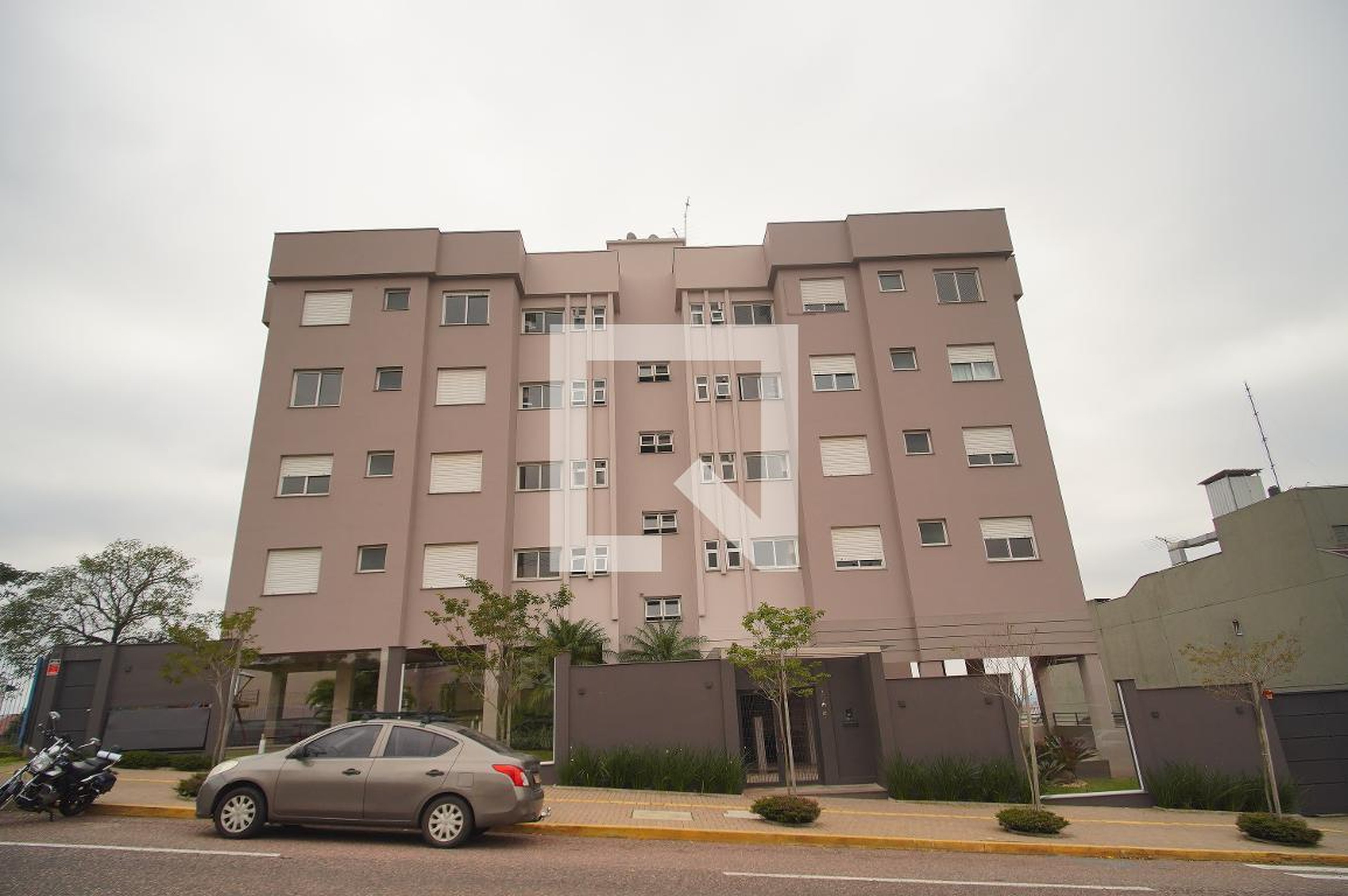 Fachada Condomínio Amstad