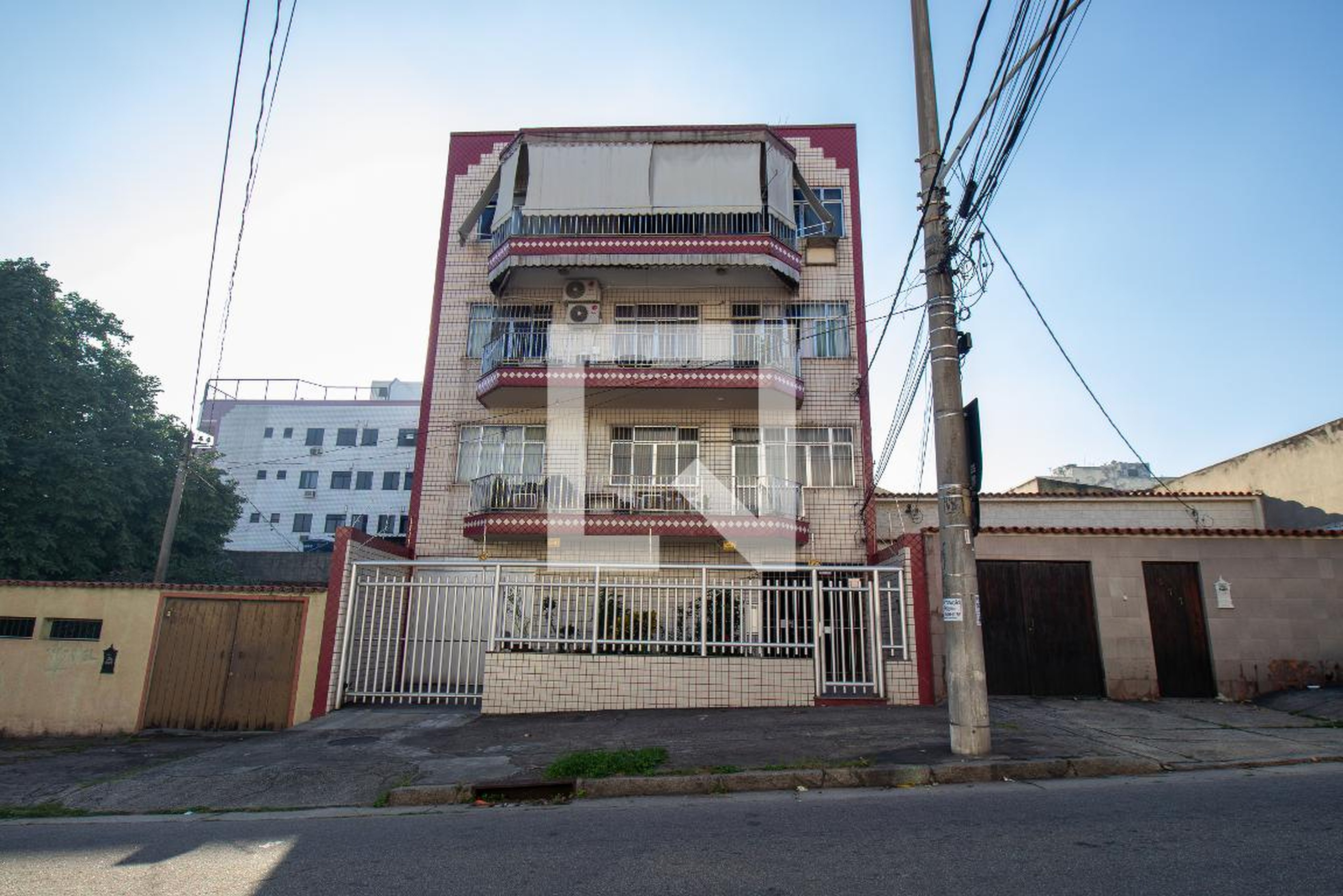 Fachada Condomínio em Rua Tejupa, 265