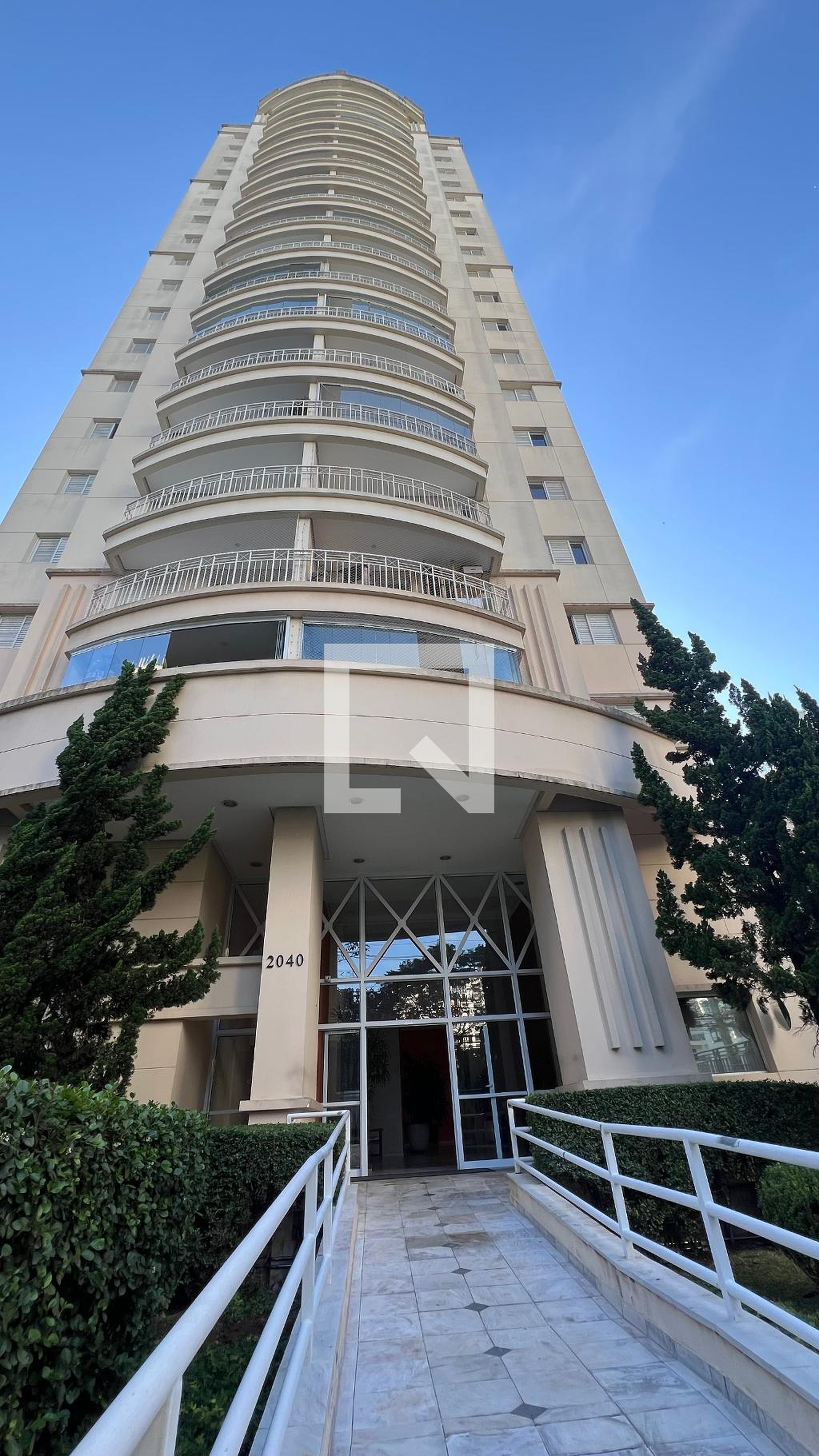 Fachada Condomínio Oscar Freire Home Flex