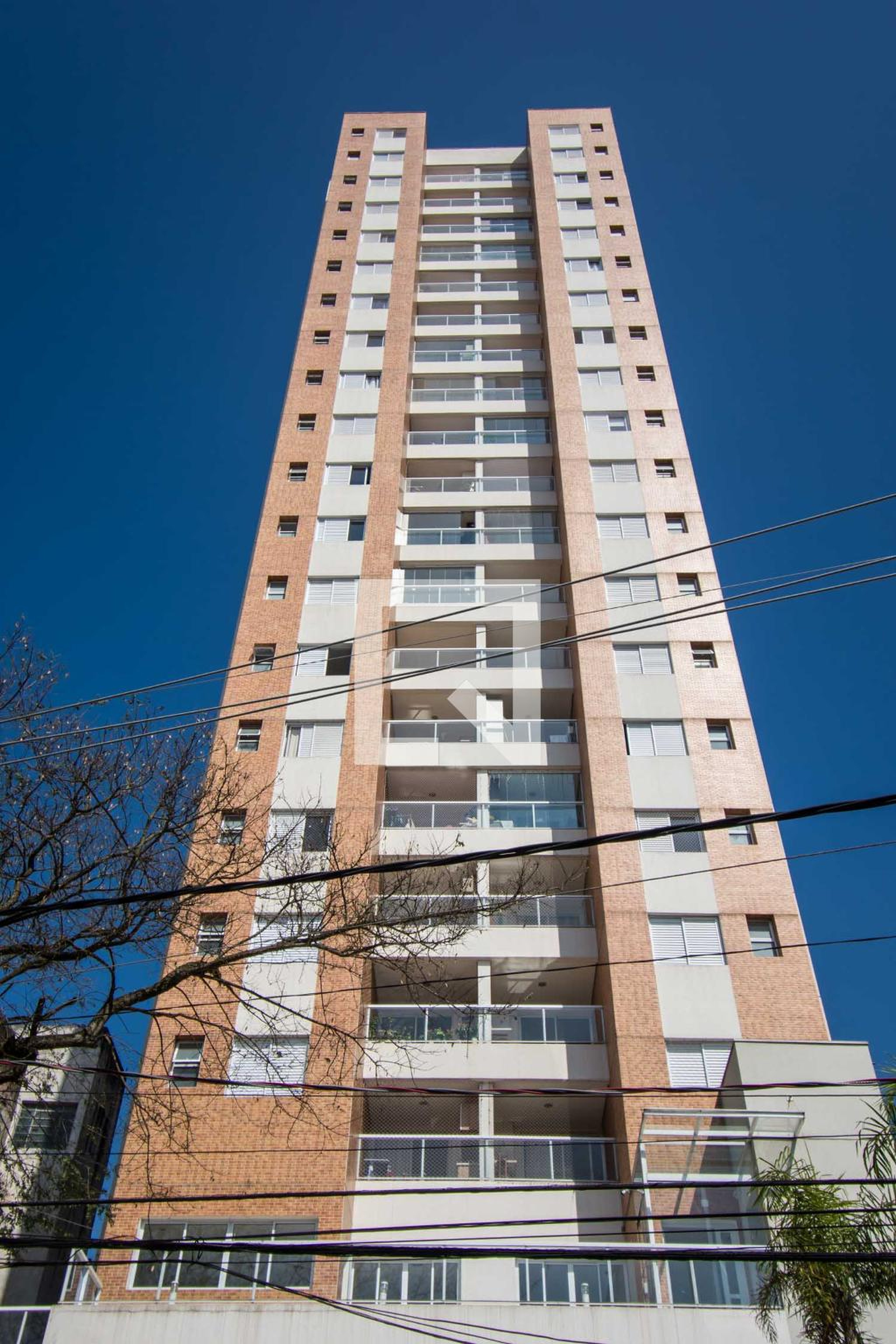 Fachada do Prédio Condomínio Code Santa Terezinha