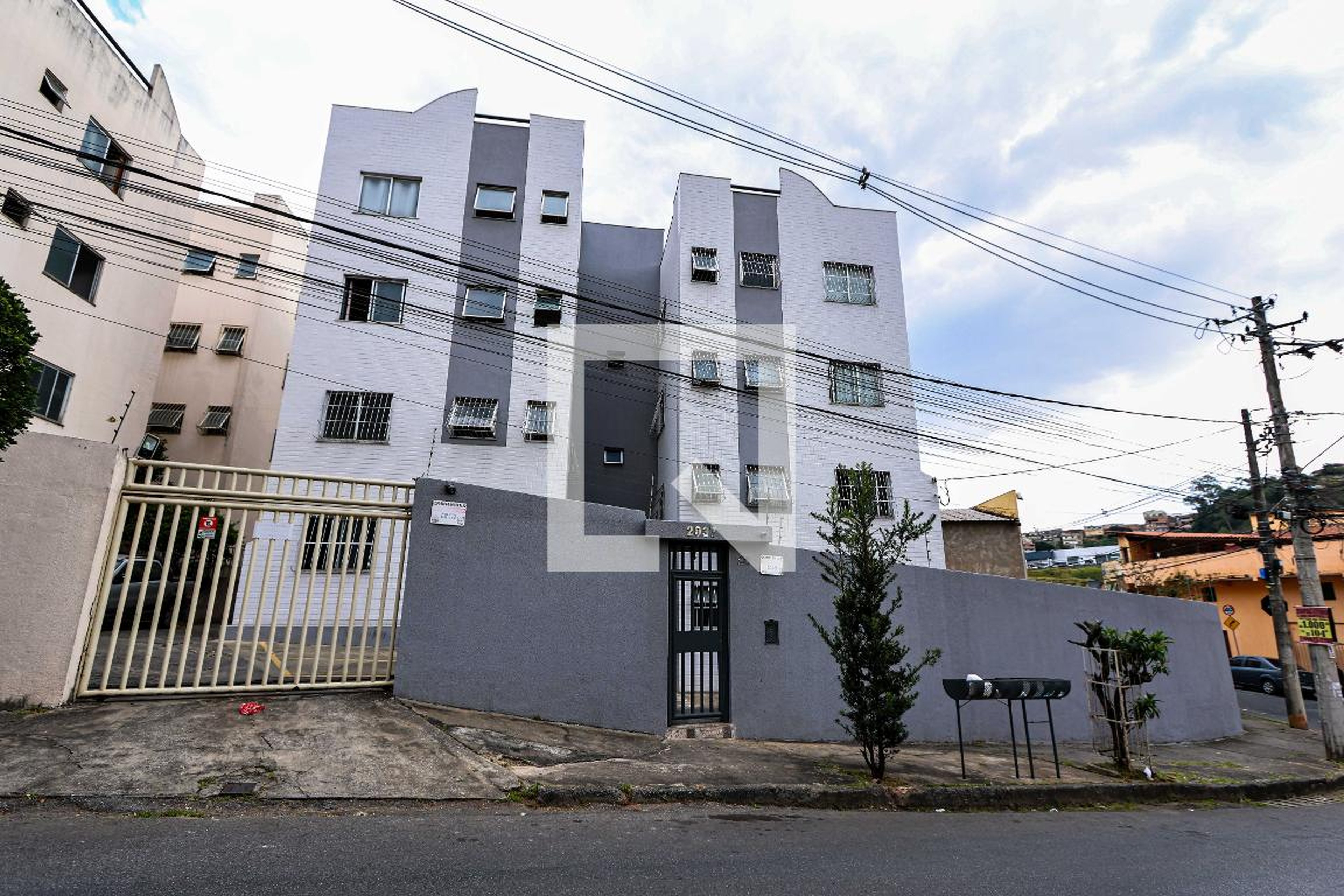 Fachada do Prédio Condomínio em Rua Vila Rica, 2037