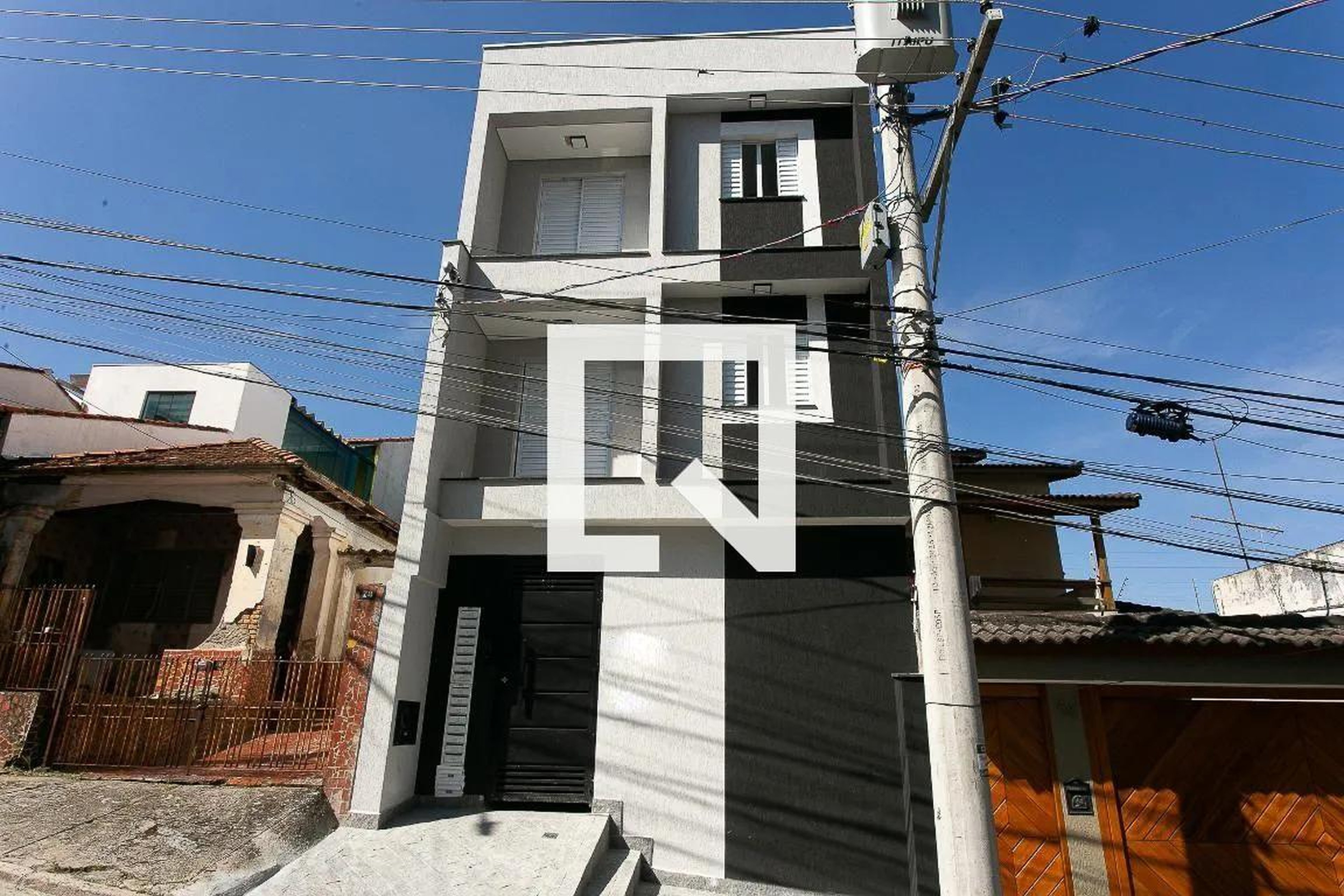 Fachada Condomínio em Rua Moliterno, 76