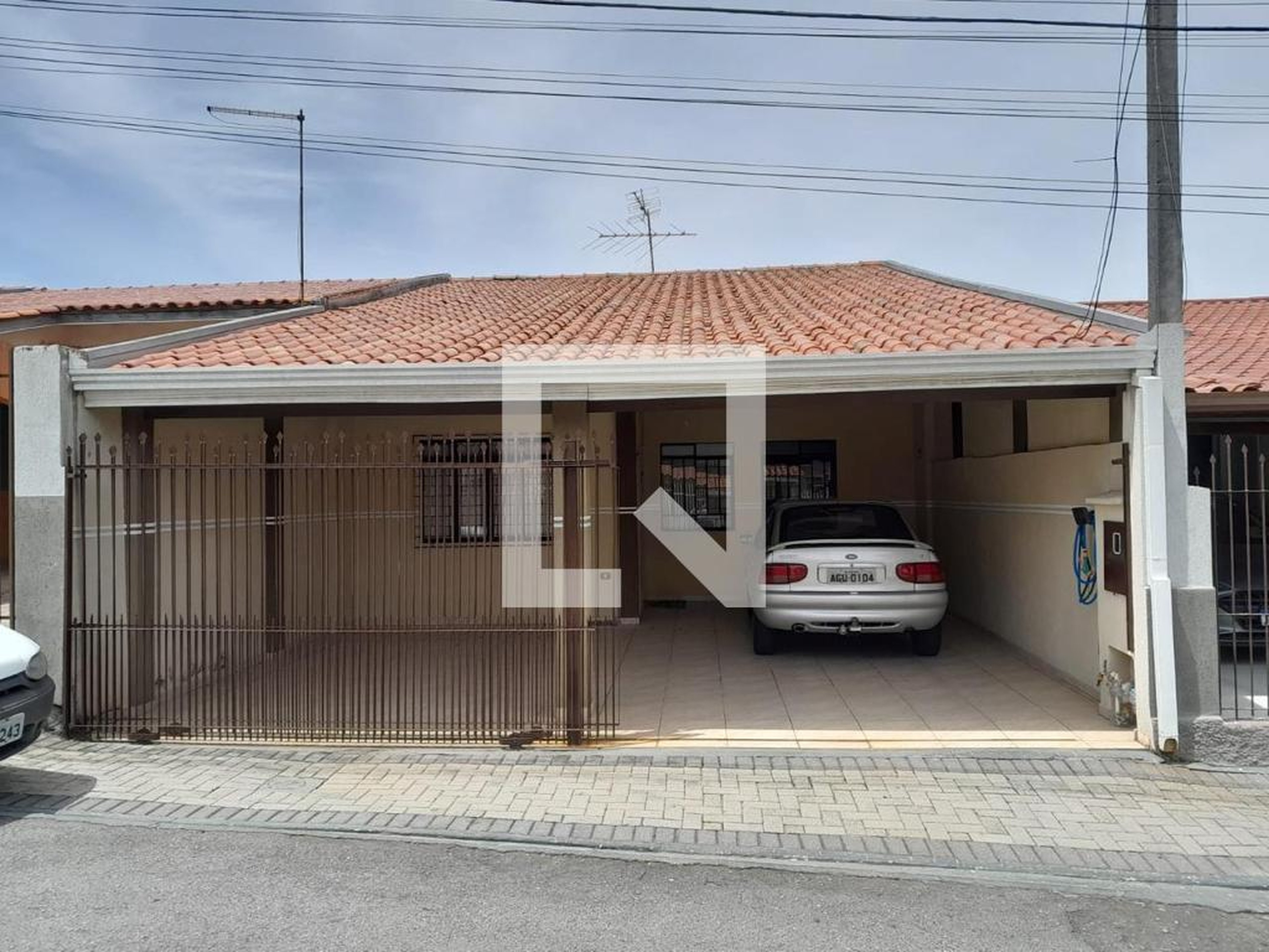 Fachada Condomínio em Rua Doutora Cenira Ribeiro, 302