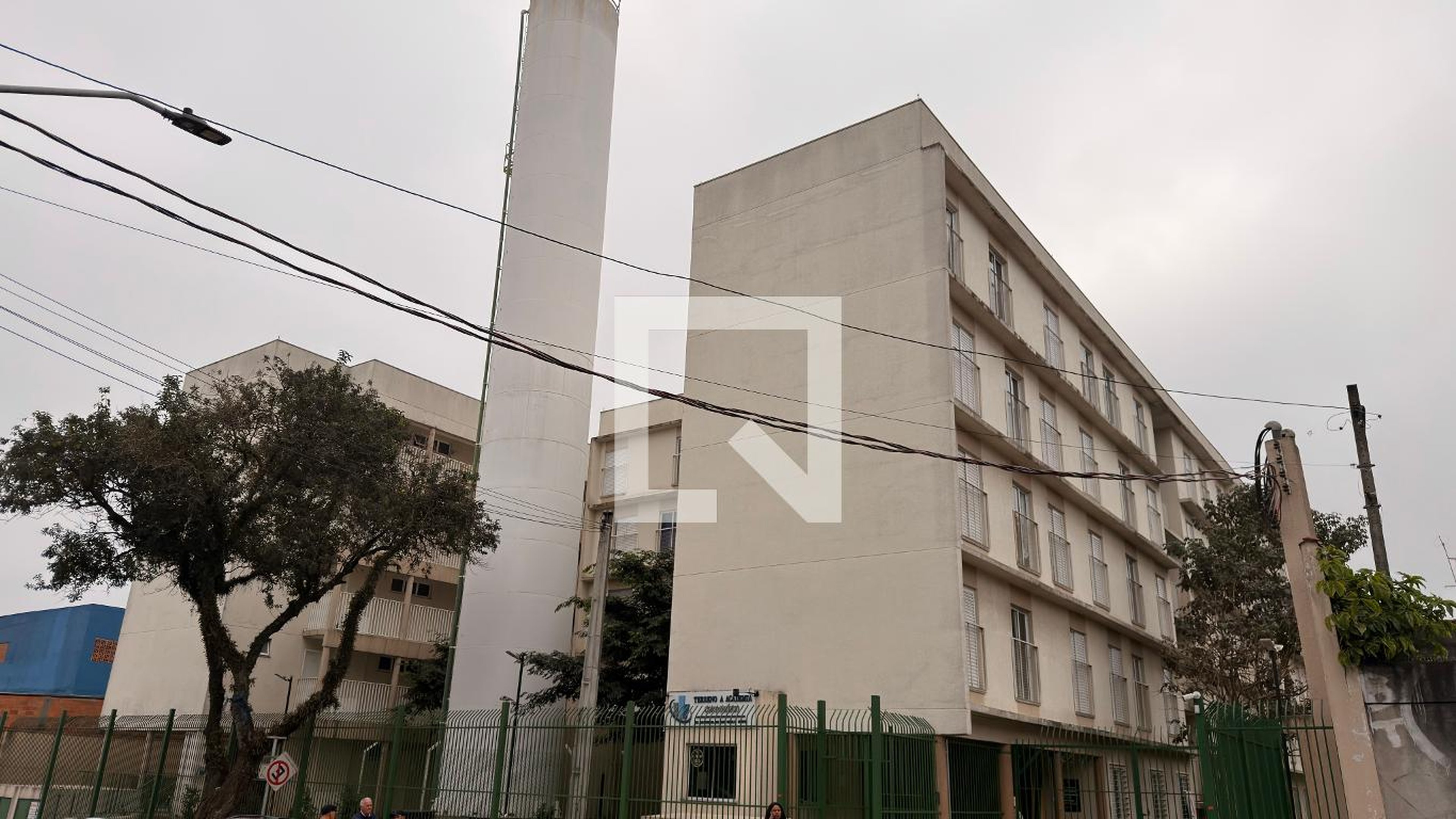Fachada do Prédio Condomínio em Avenida Academia de São Paulo, 850