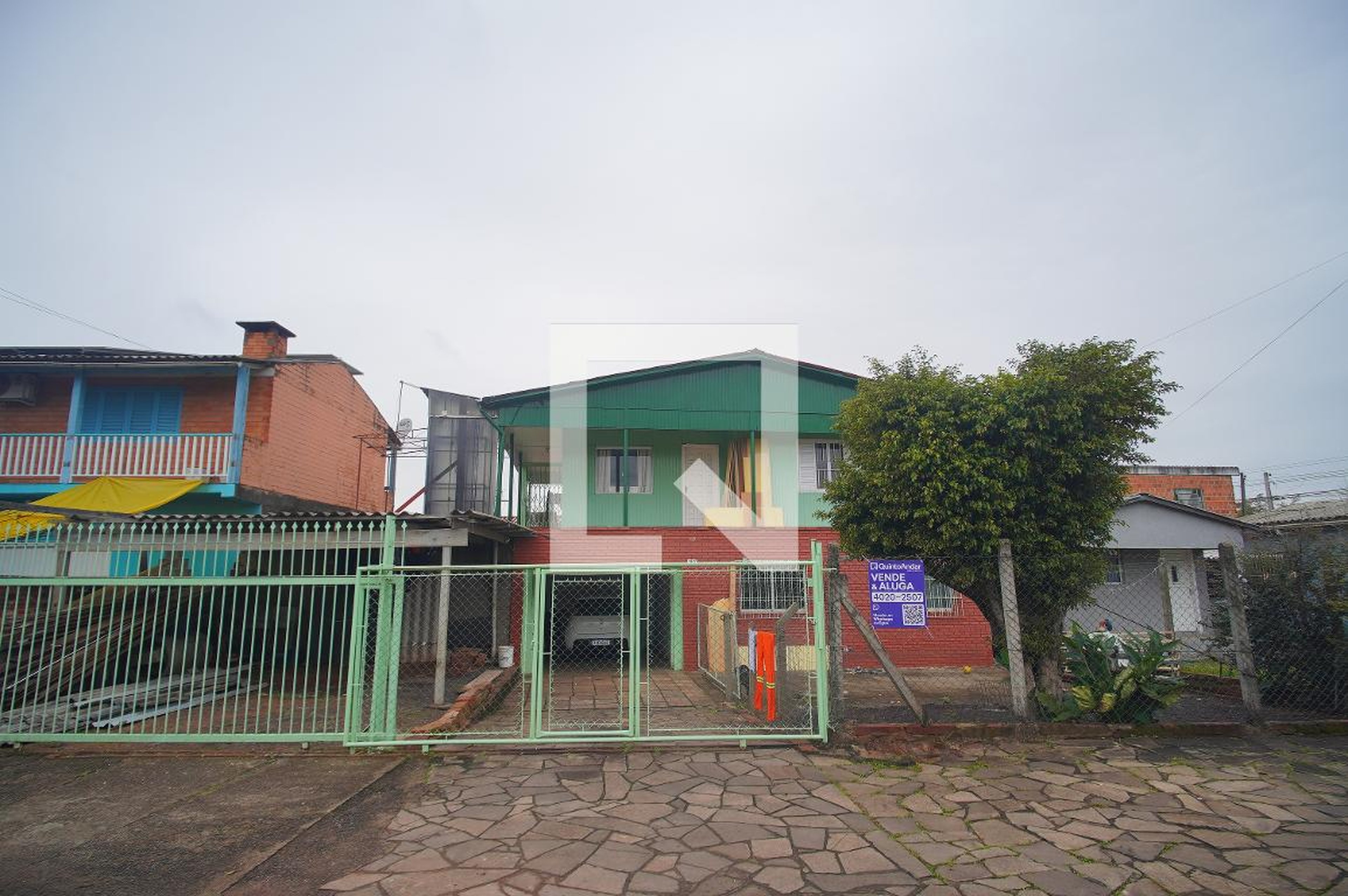 fachada Condomínio em Rua Guilherme Muller, 53