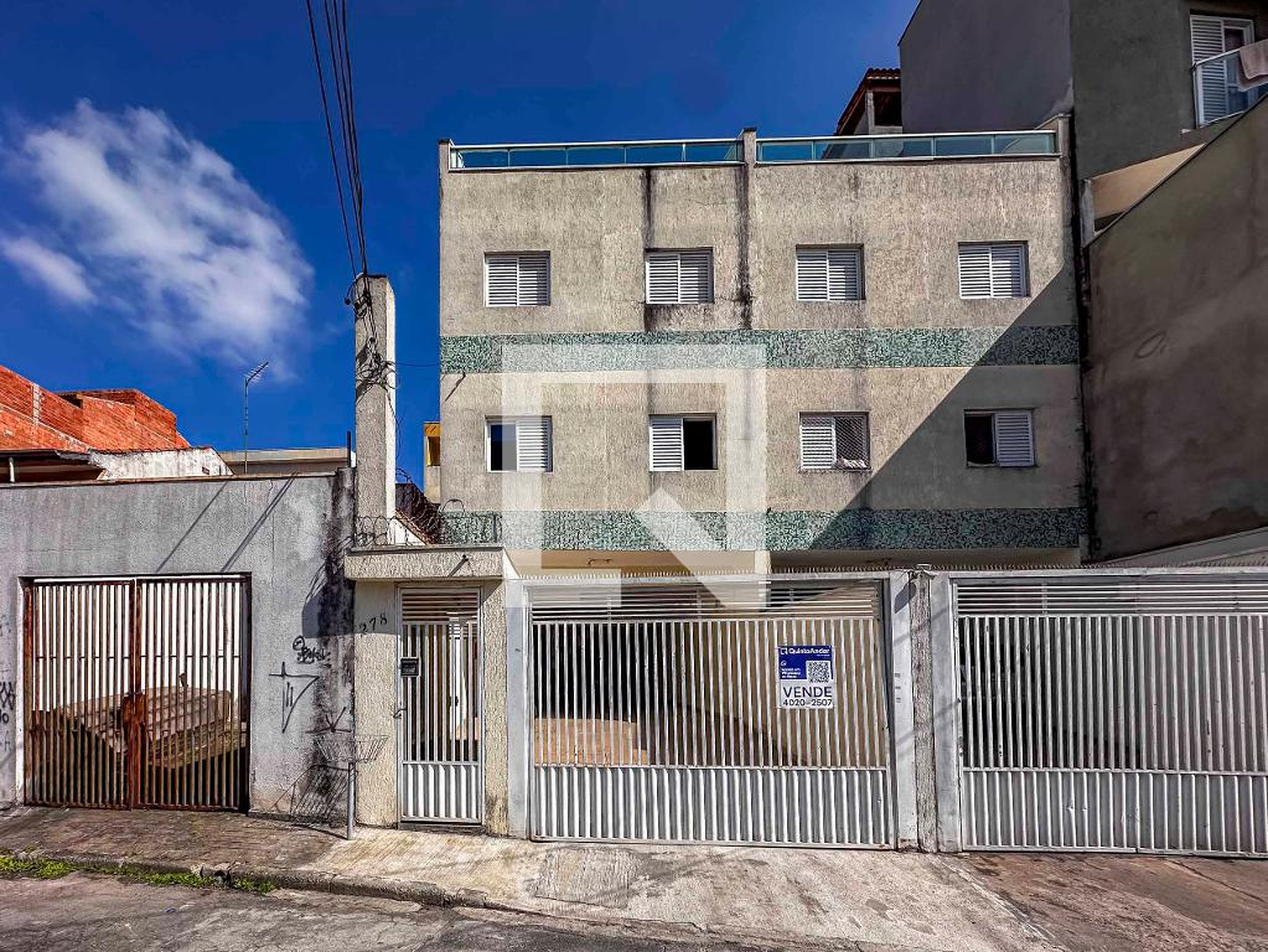 Fachada Condomínio em Rua Caraíbas, 278