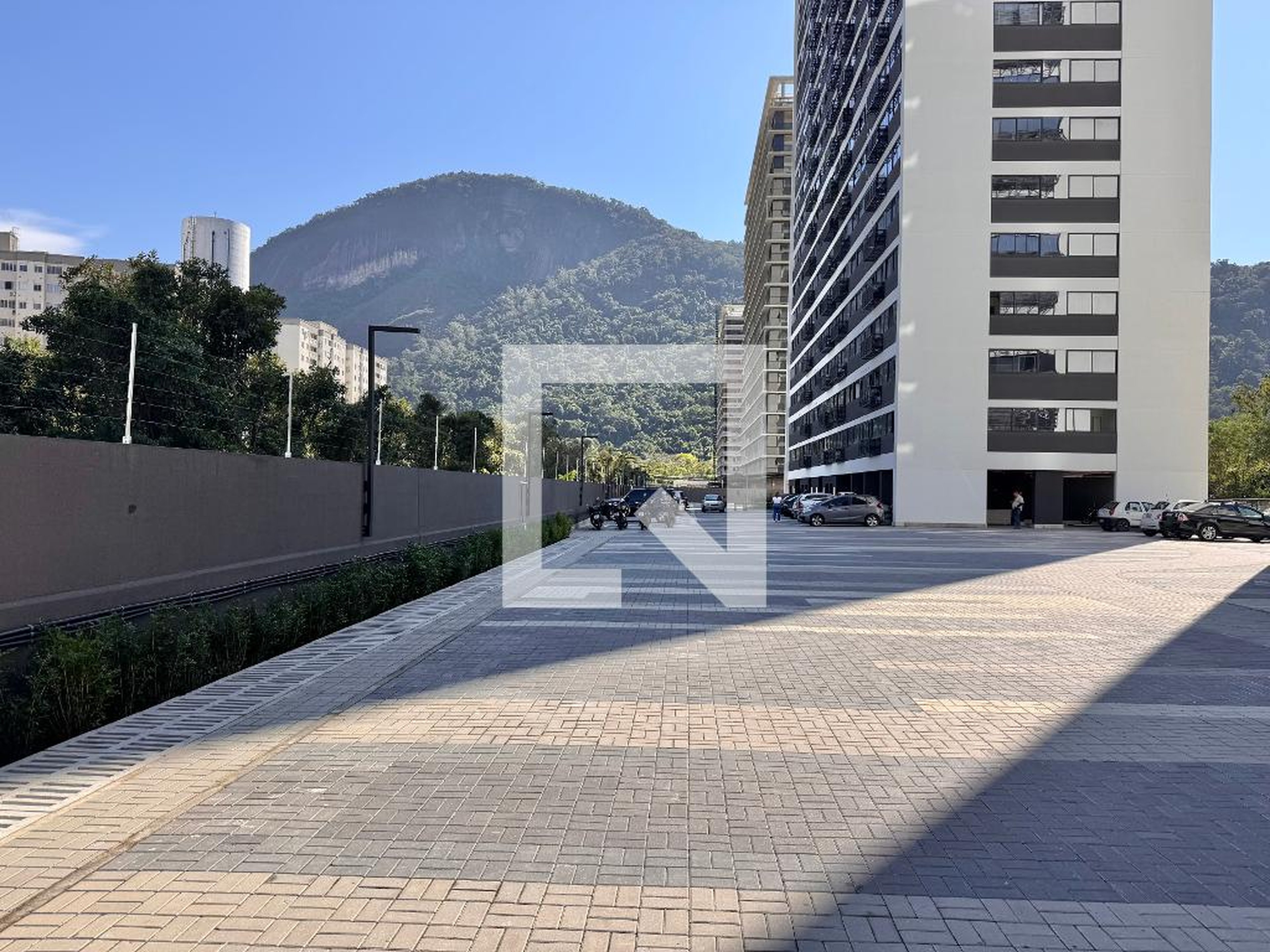 Fachada Condomínio Empreendimento Calper: MURANO RESIDENCIAL