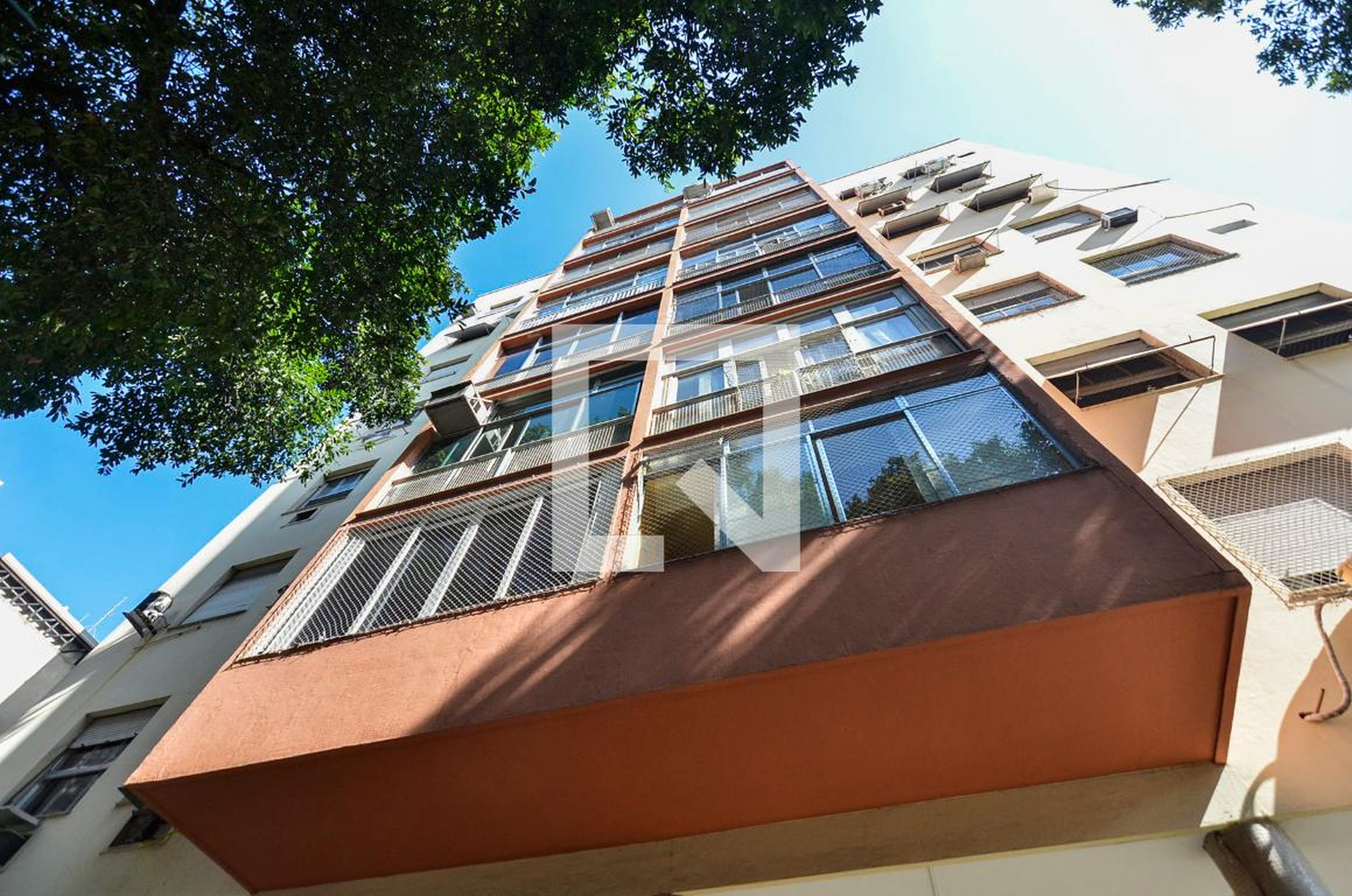 Fachada Edifício Frederico Russel Em Tijuca