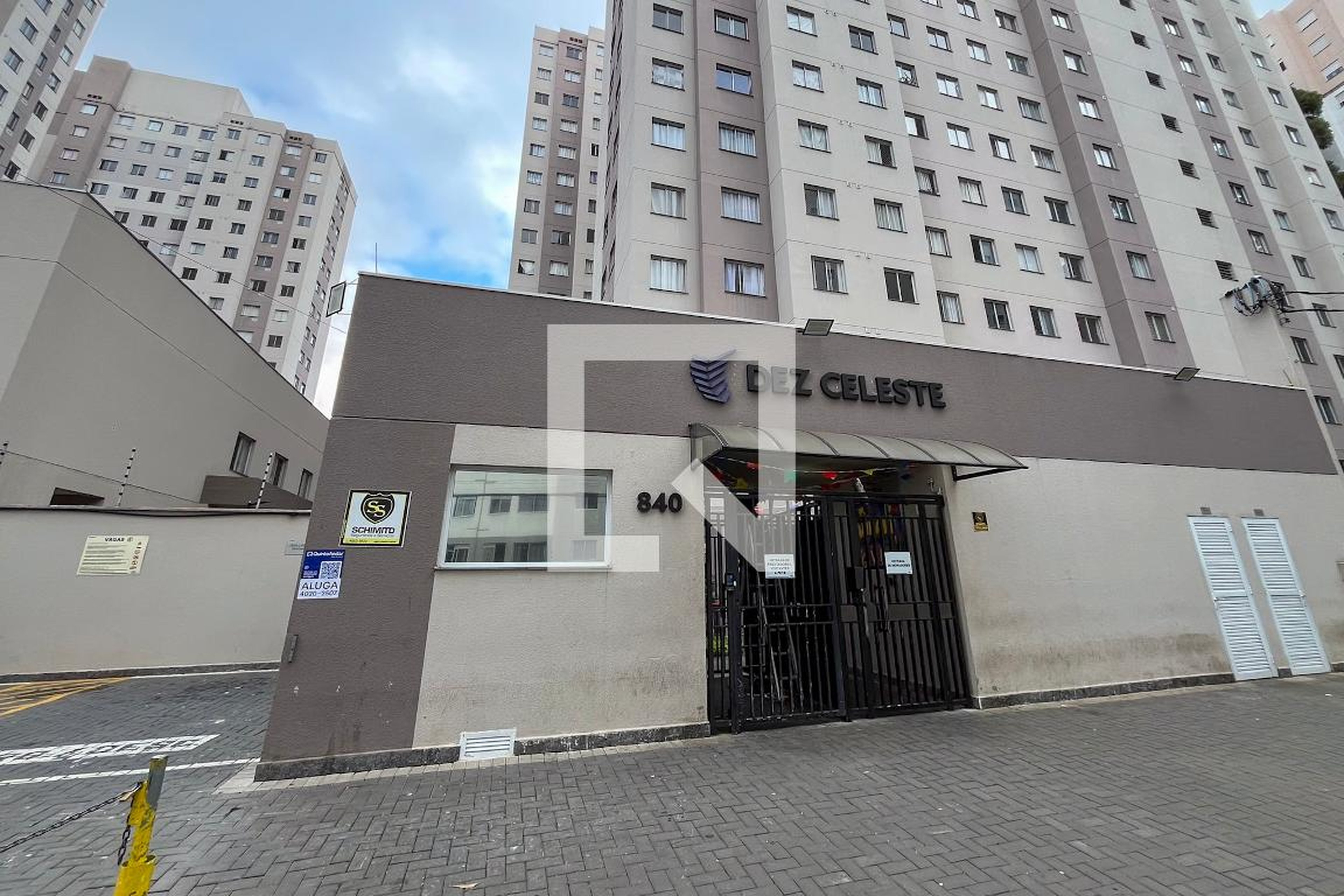 Fachada Condomínio Dez celeste