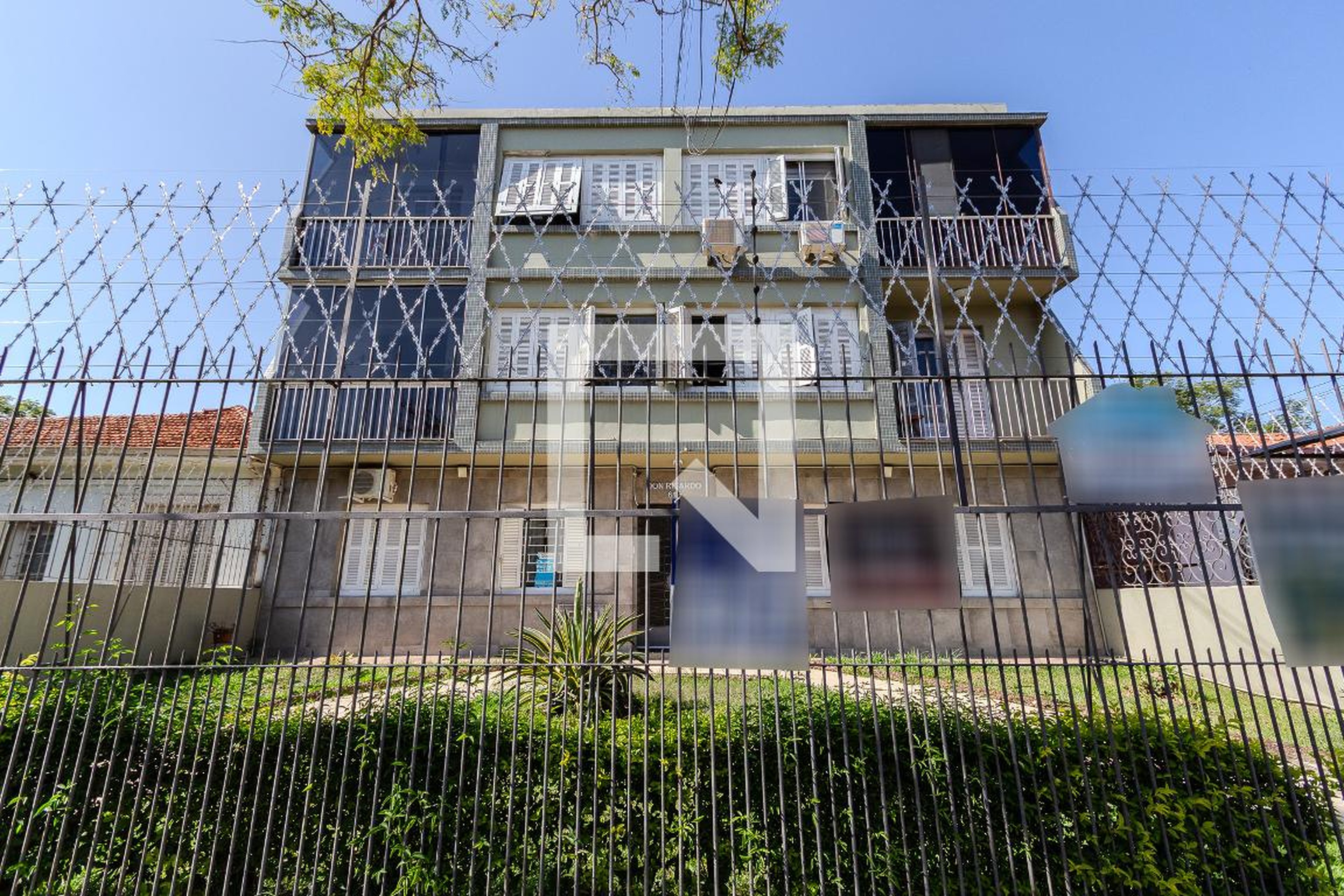 Fachada Condomínio em Avenida Niterói, 611