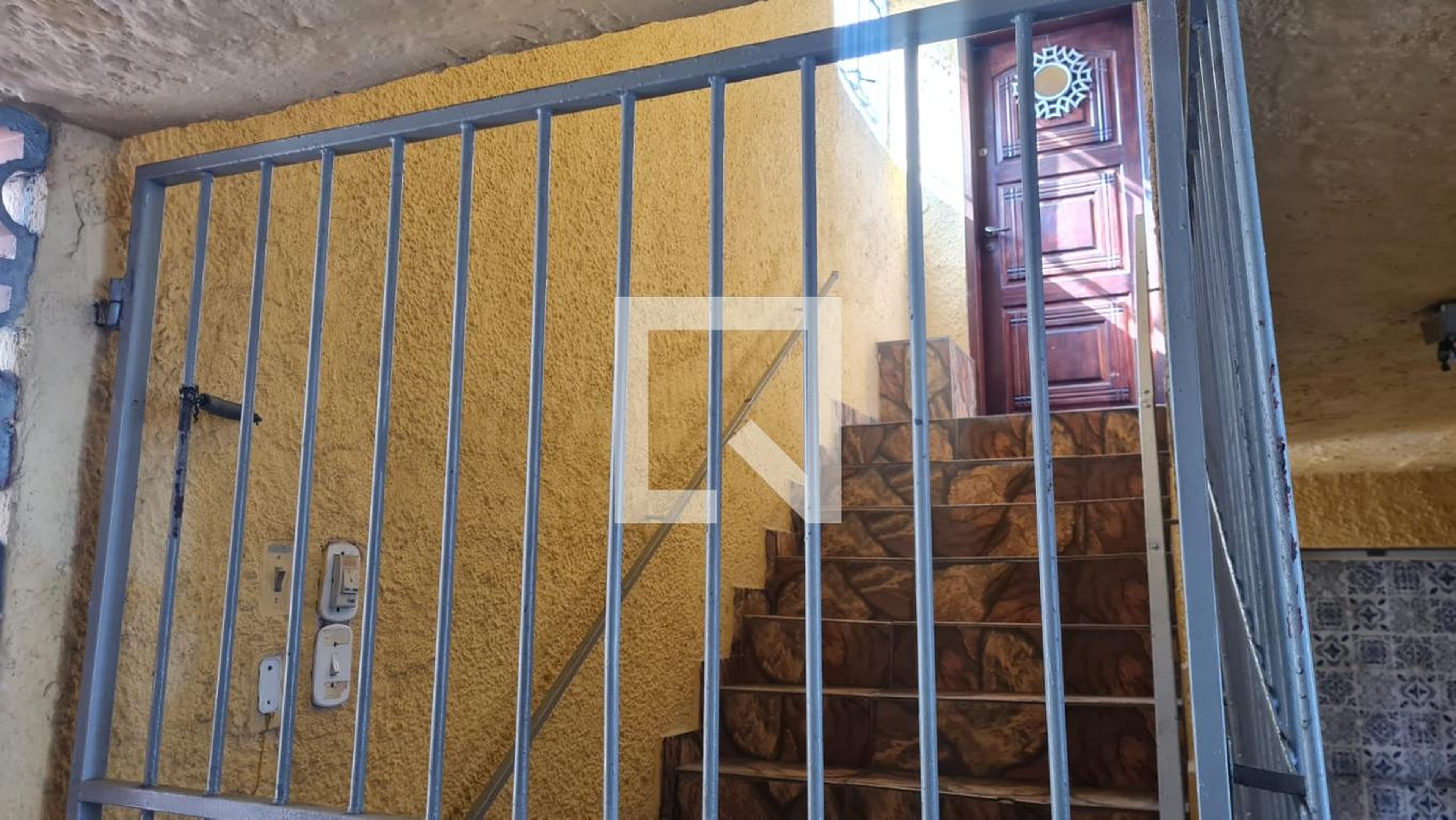 Fachada Condomínio em Praça das Liras, 42