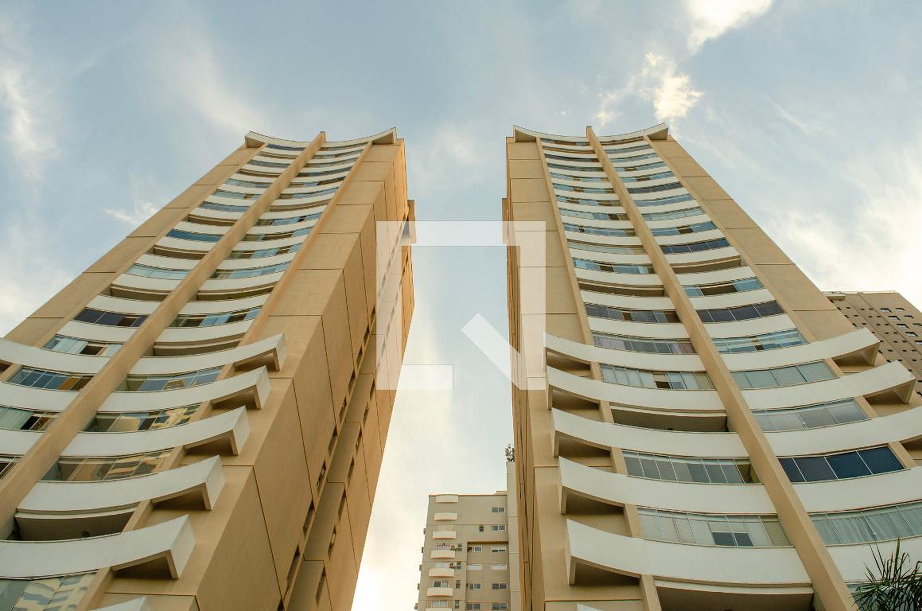 Fachada do Prédio Condomínio em Rua Quatorze, 1104