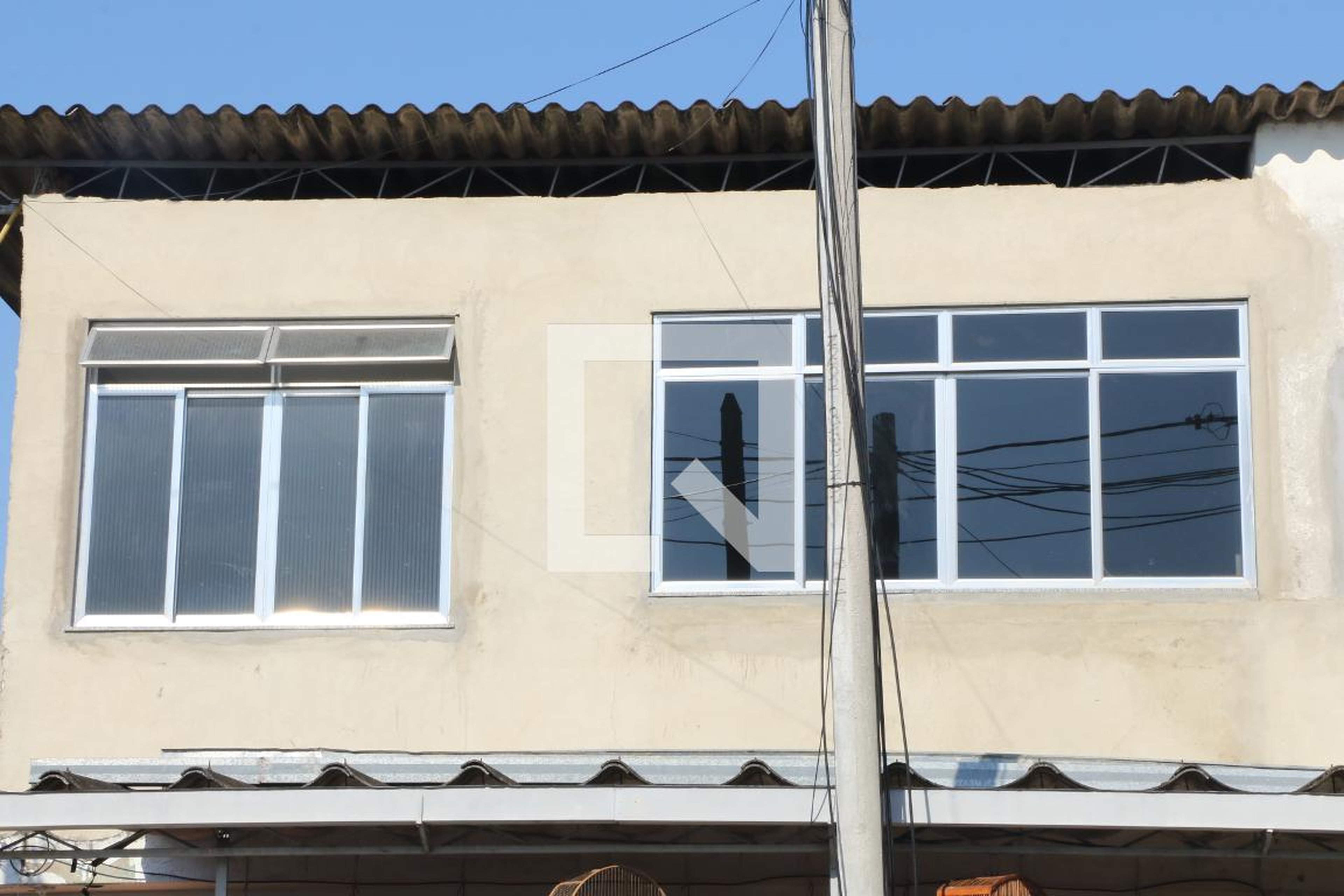 Fachada Condomínio em Rua Quaresma, 34