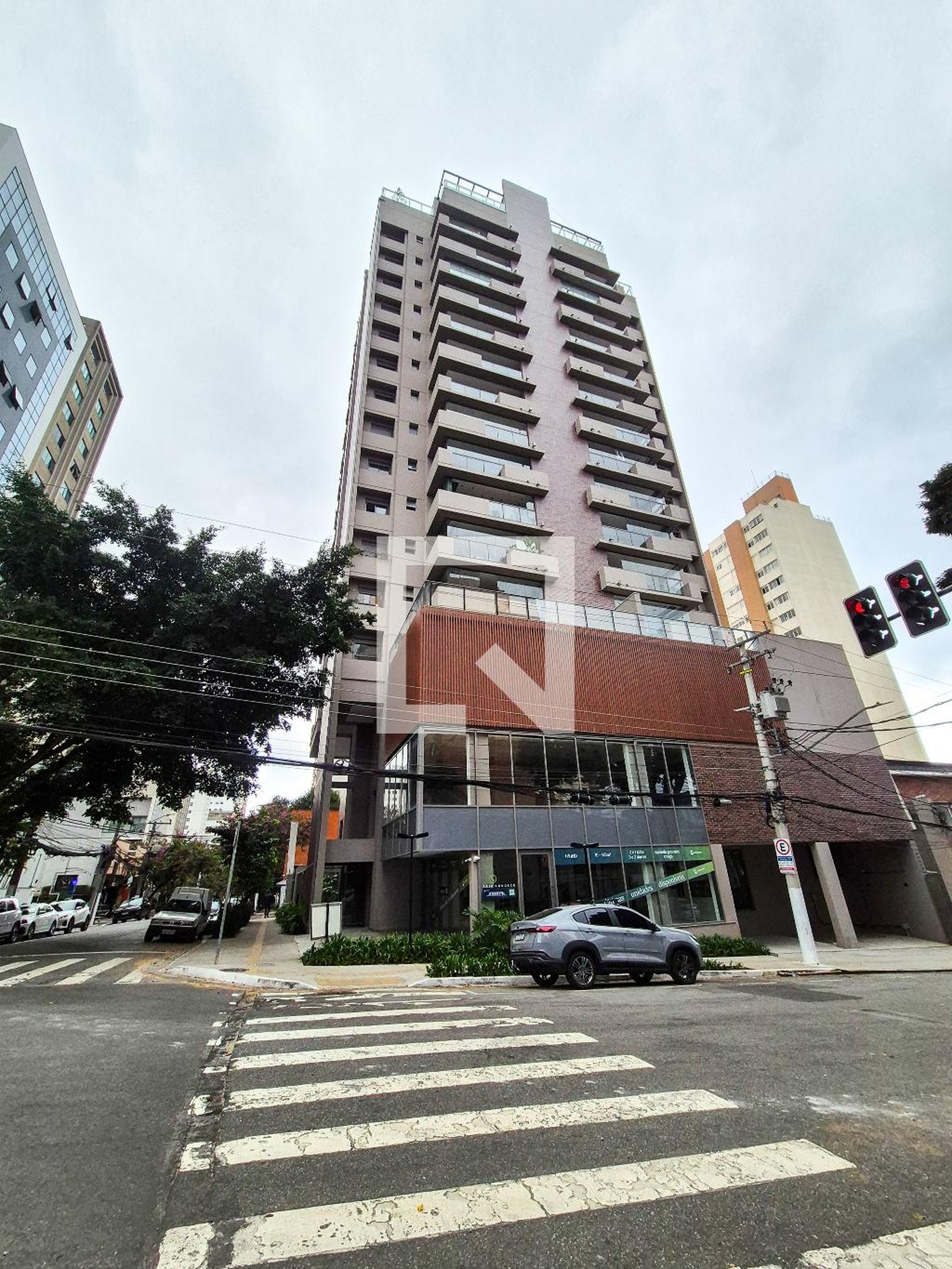 Fachada do Prédio Condomínio em Rua Barão do Triunfo, 511