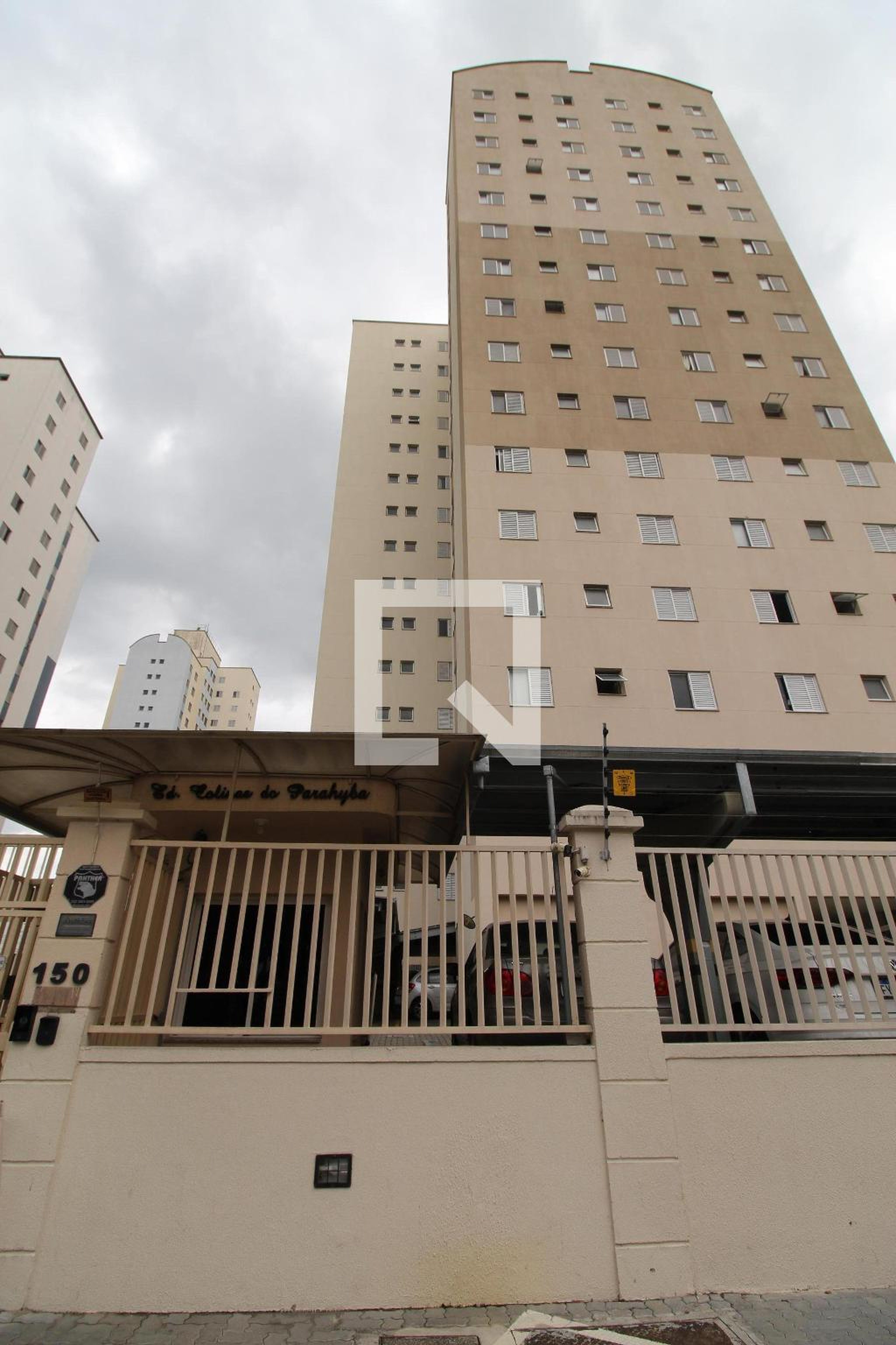 Fachada do Prédio Condomínio Colinas do Parahyba