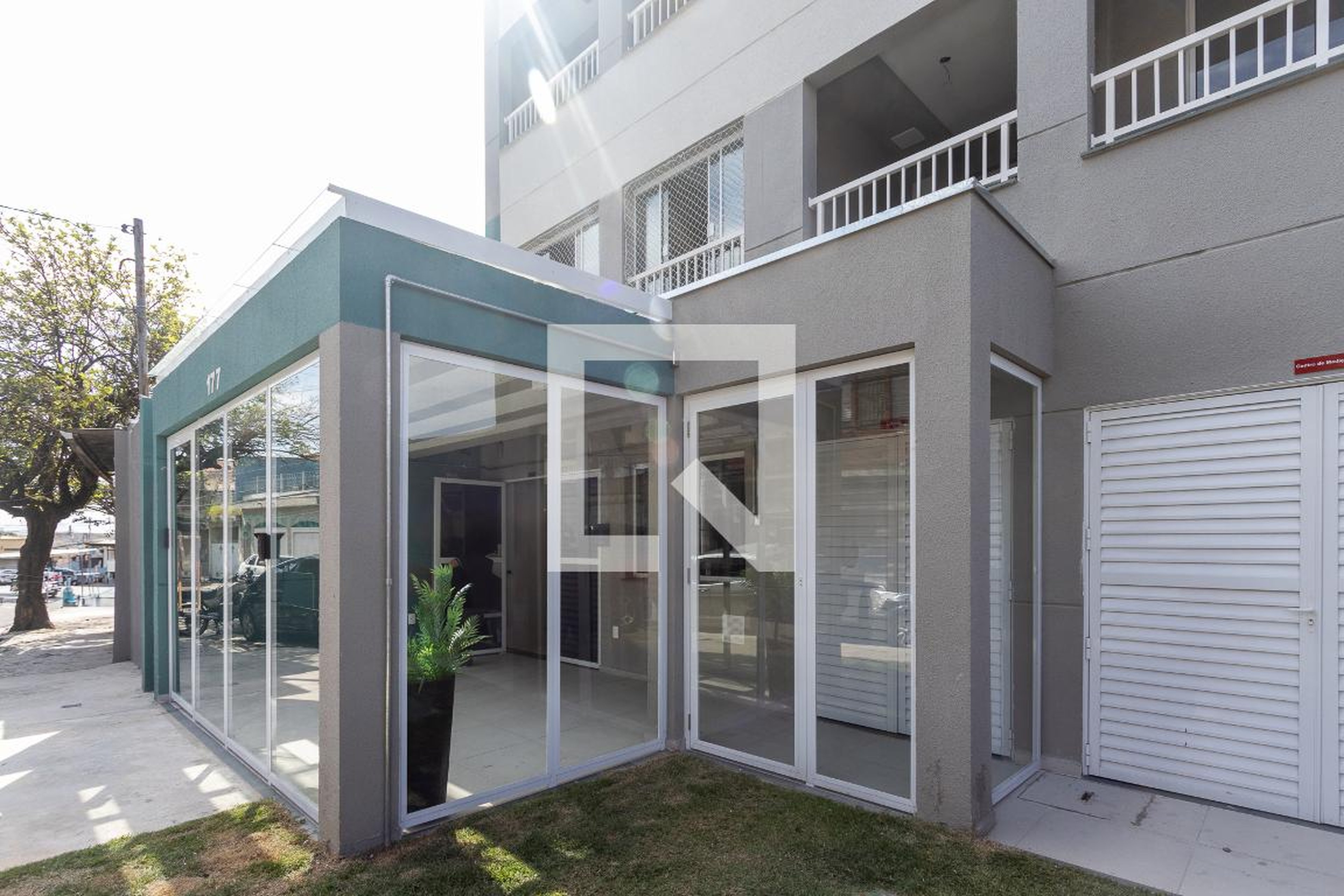 Fachada do Condomínio Condomínio Construtora Metrocasa