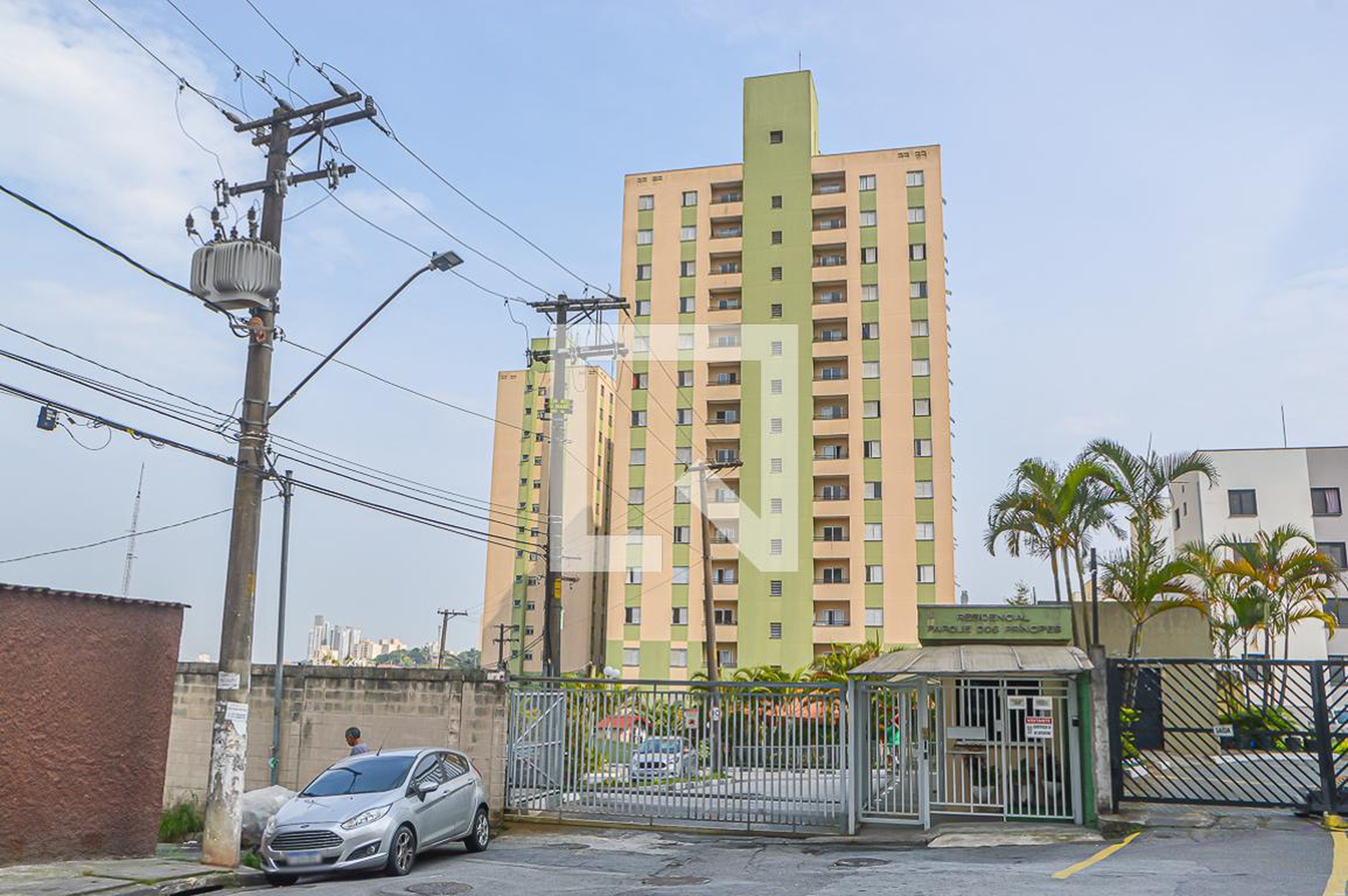 Fachada Condomínio Parque dos Príncipes