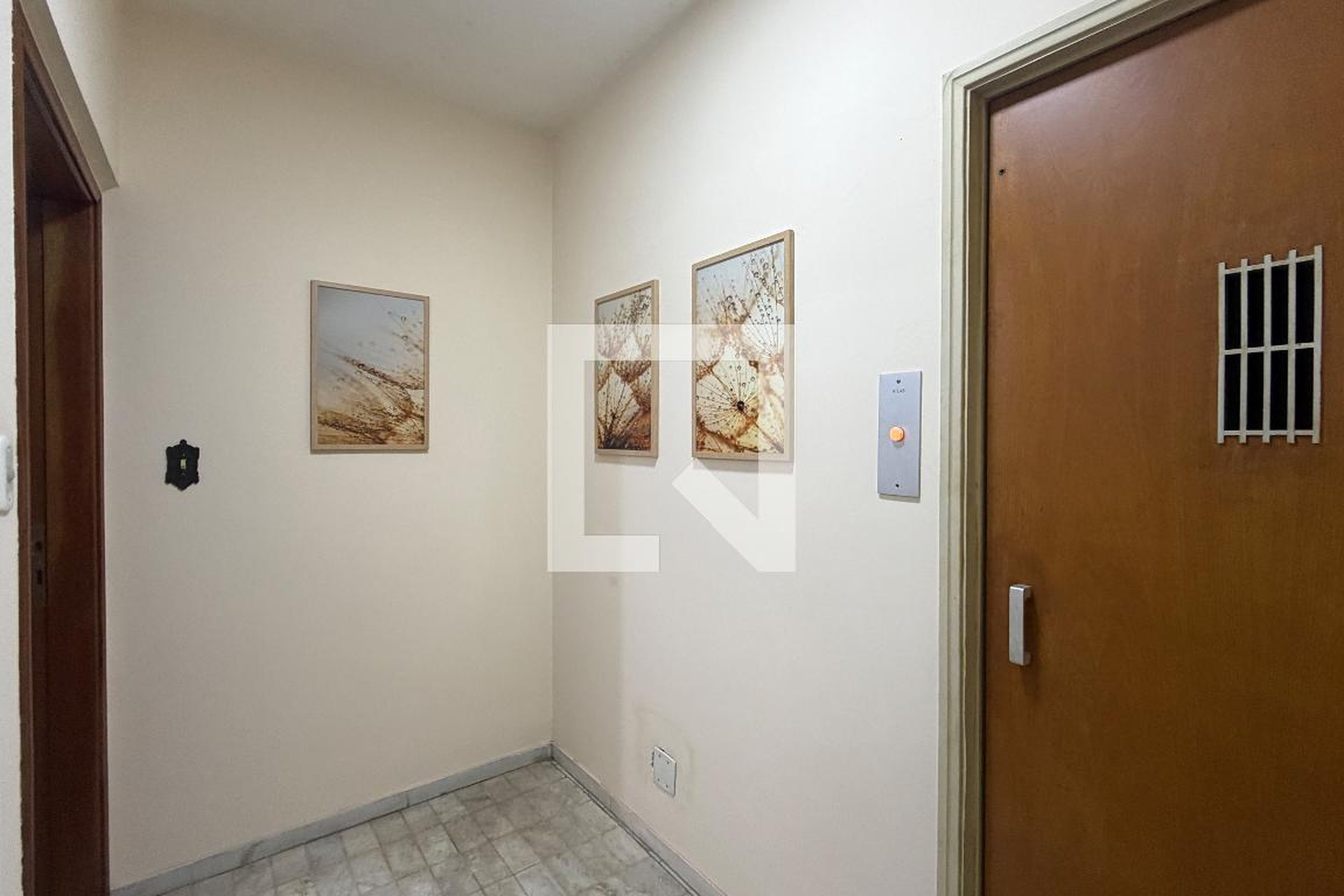 Hall - Provence e Avignon