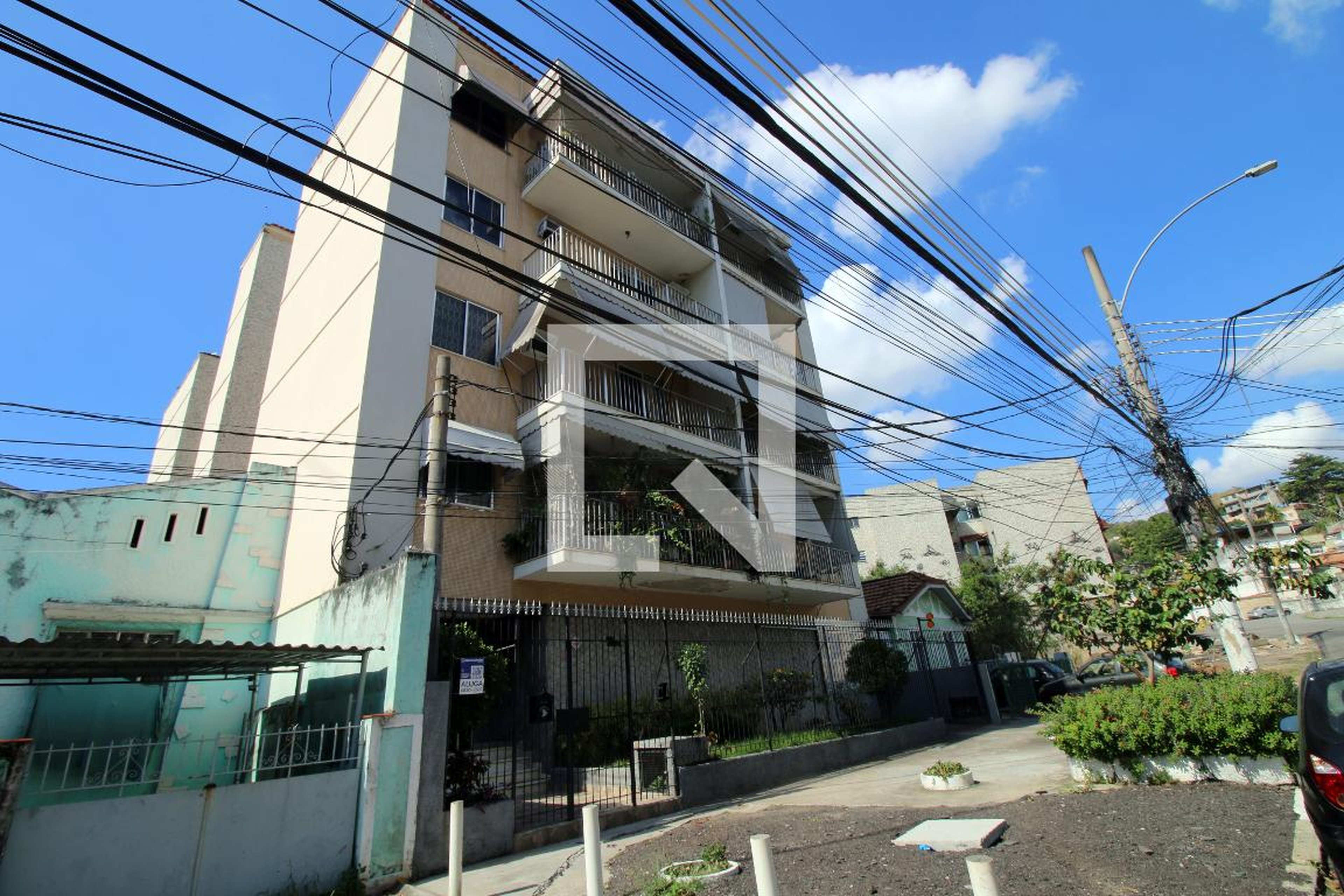 Fachada do Prédio Condomínio em Rua Ápia, 40