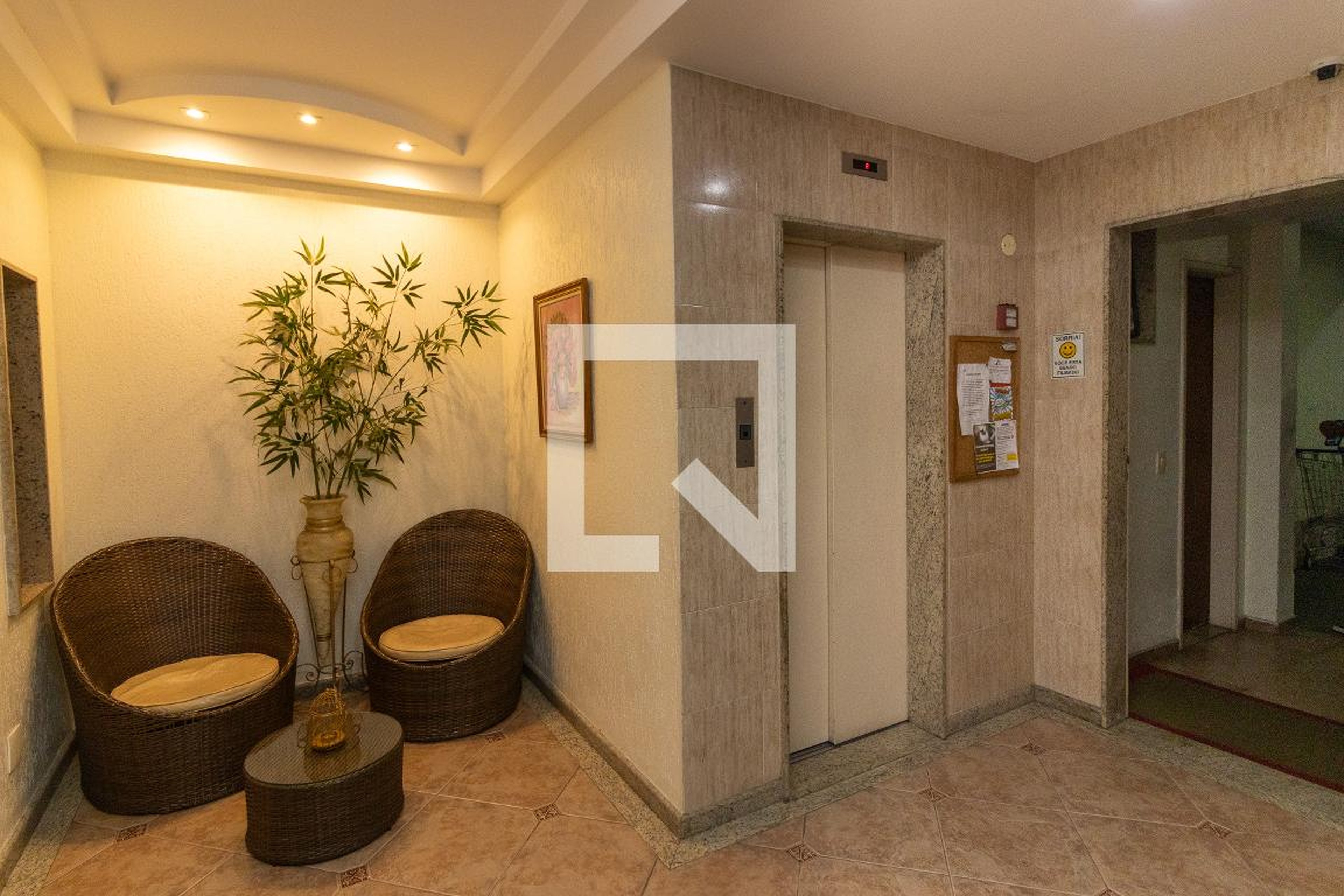 Hall social - Edifício Tania Maria