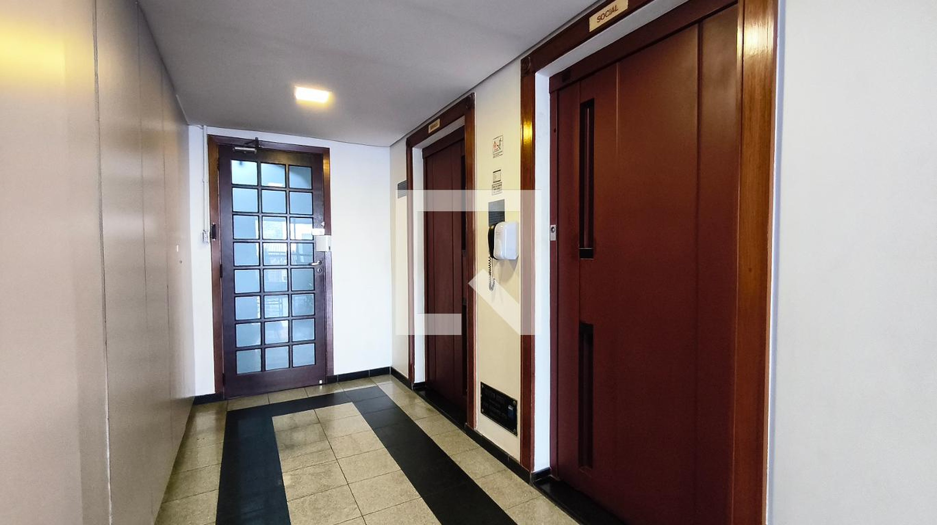 Elevador - Edifício Buriti