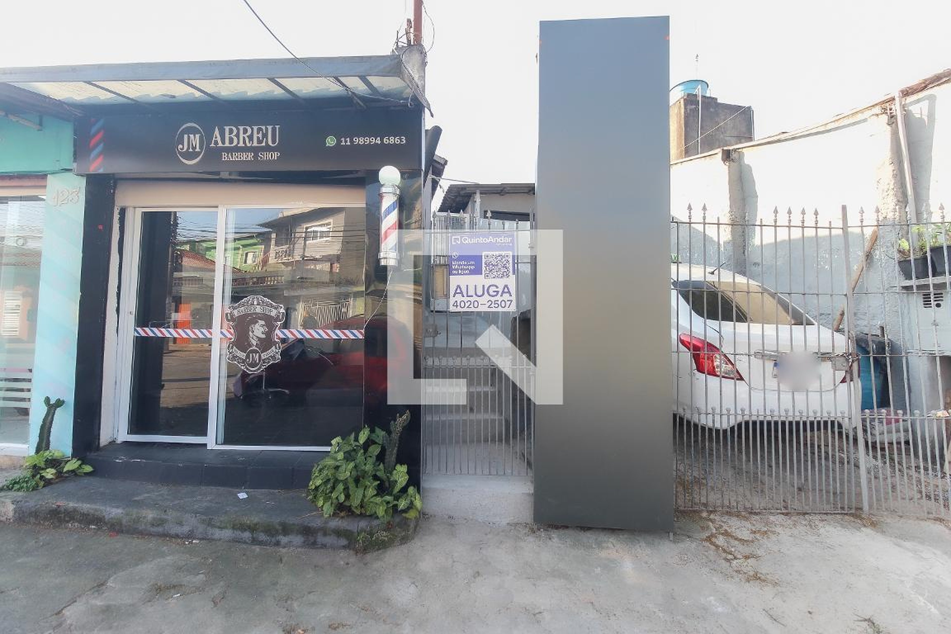 Fachada Condomínio em Rua Guaraxaim, 123
