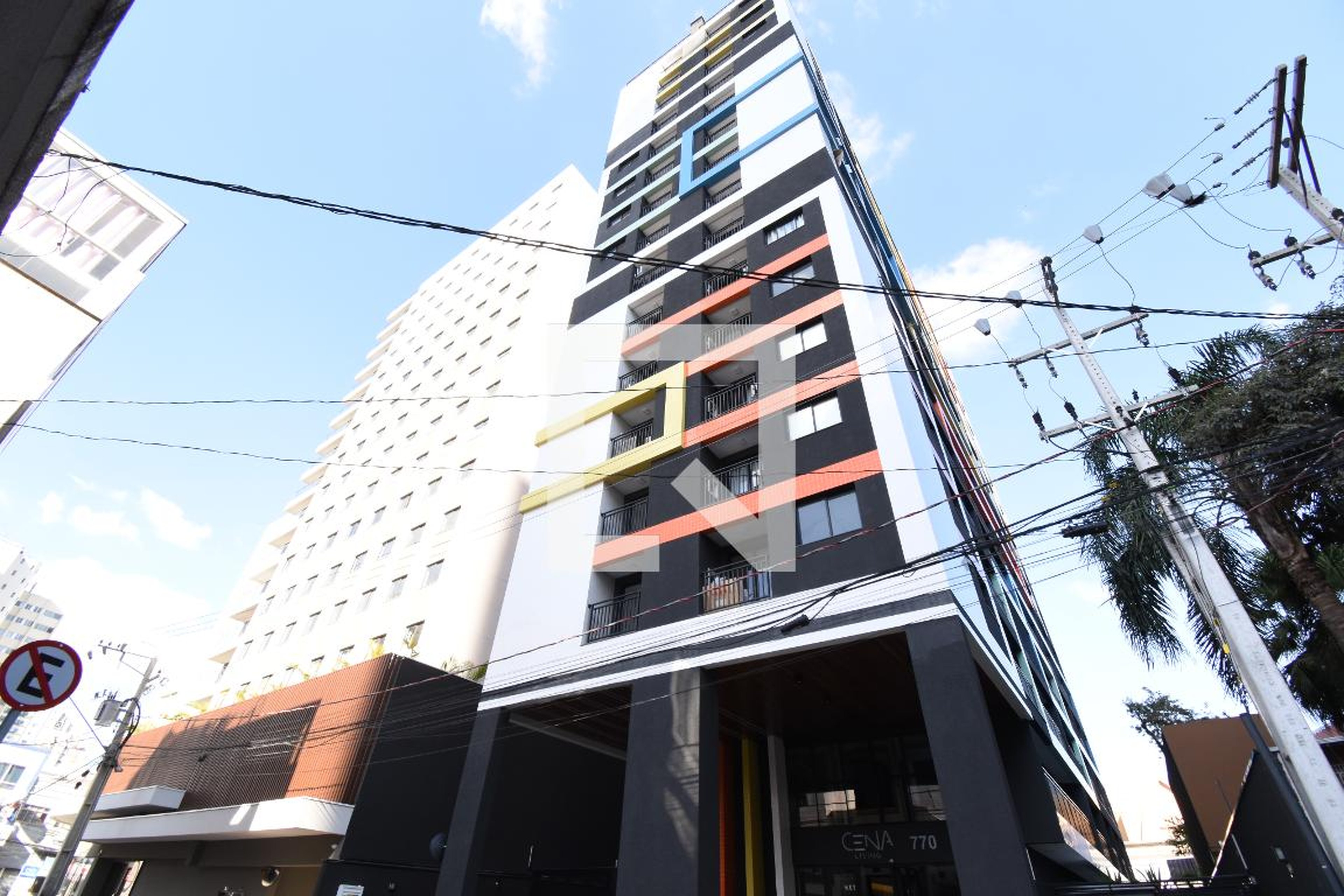 Fachada Condomínio em Rua José Loureiro, 700