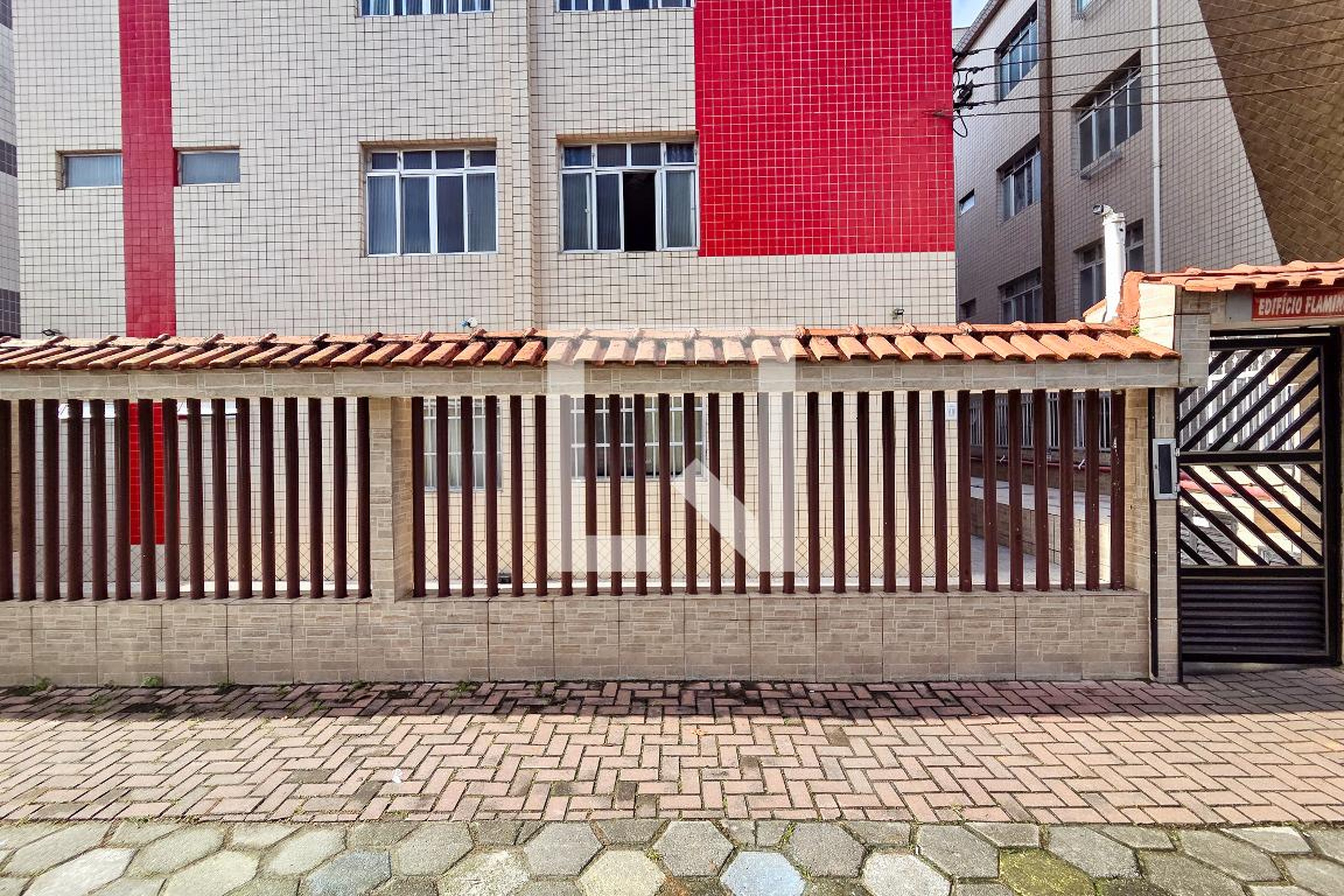 Fachada Condomínio em Avenida João André Quintale, 365