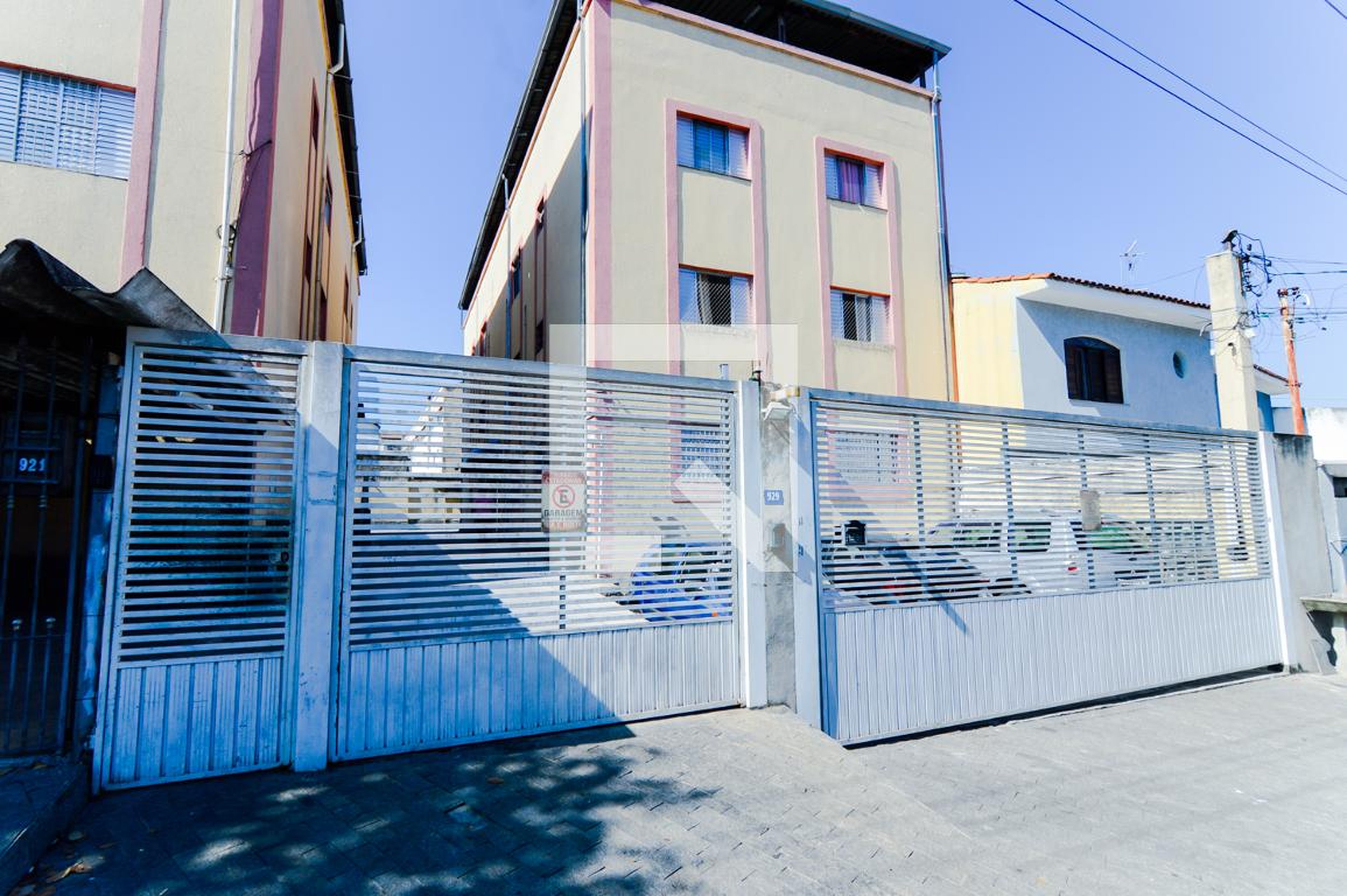 Fachada do Prédio Condomínio em Rua Freire de Andrade, 929