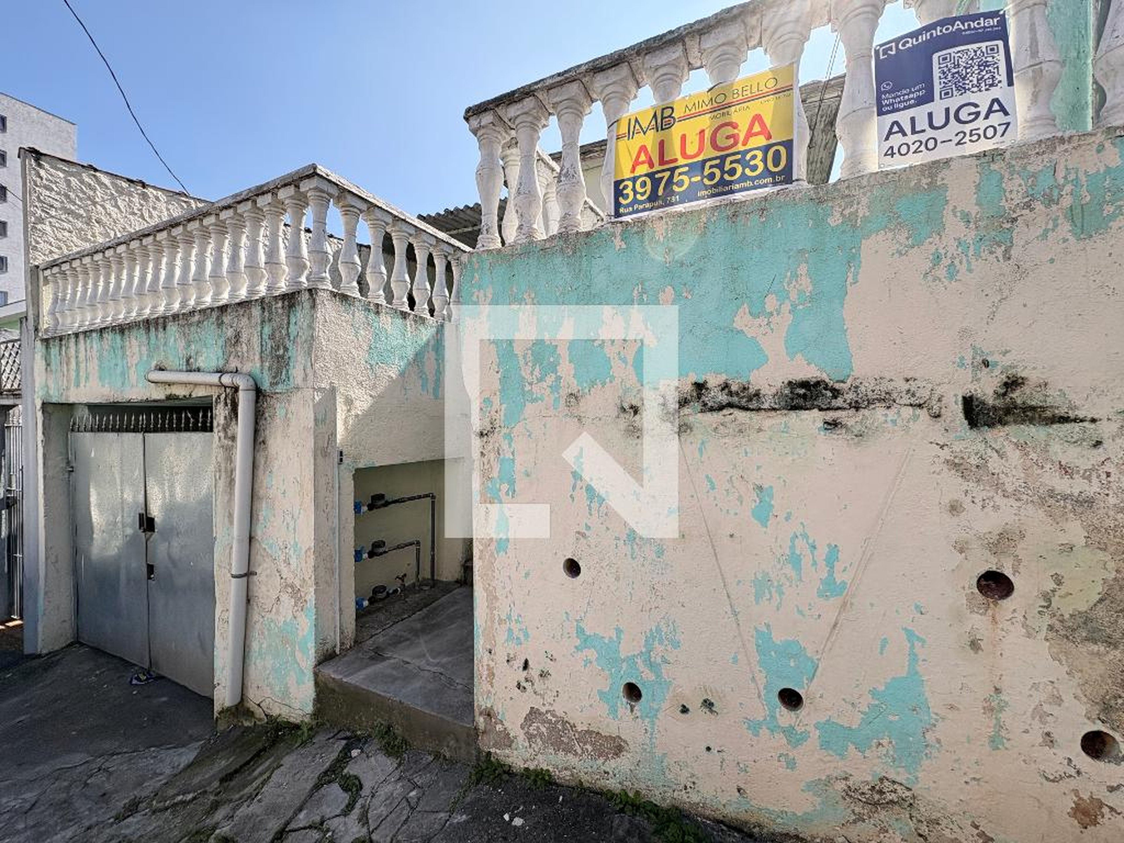 Fachada Condomínio em Rua Ziba, 108