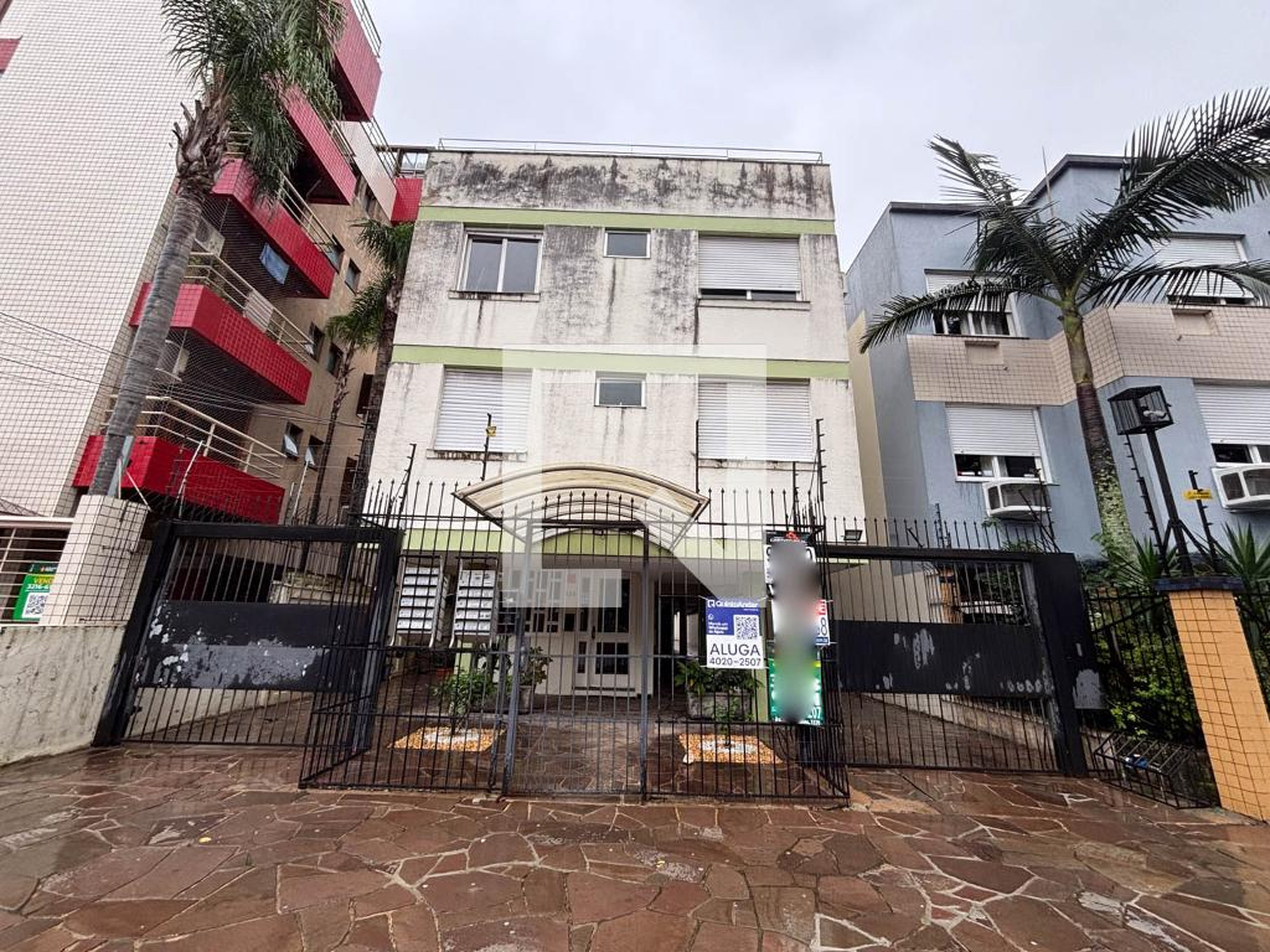 Fachada Condomínio Rua Veador Porto