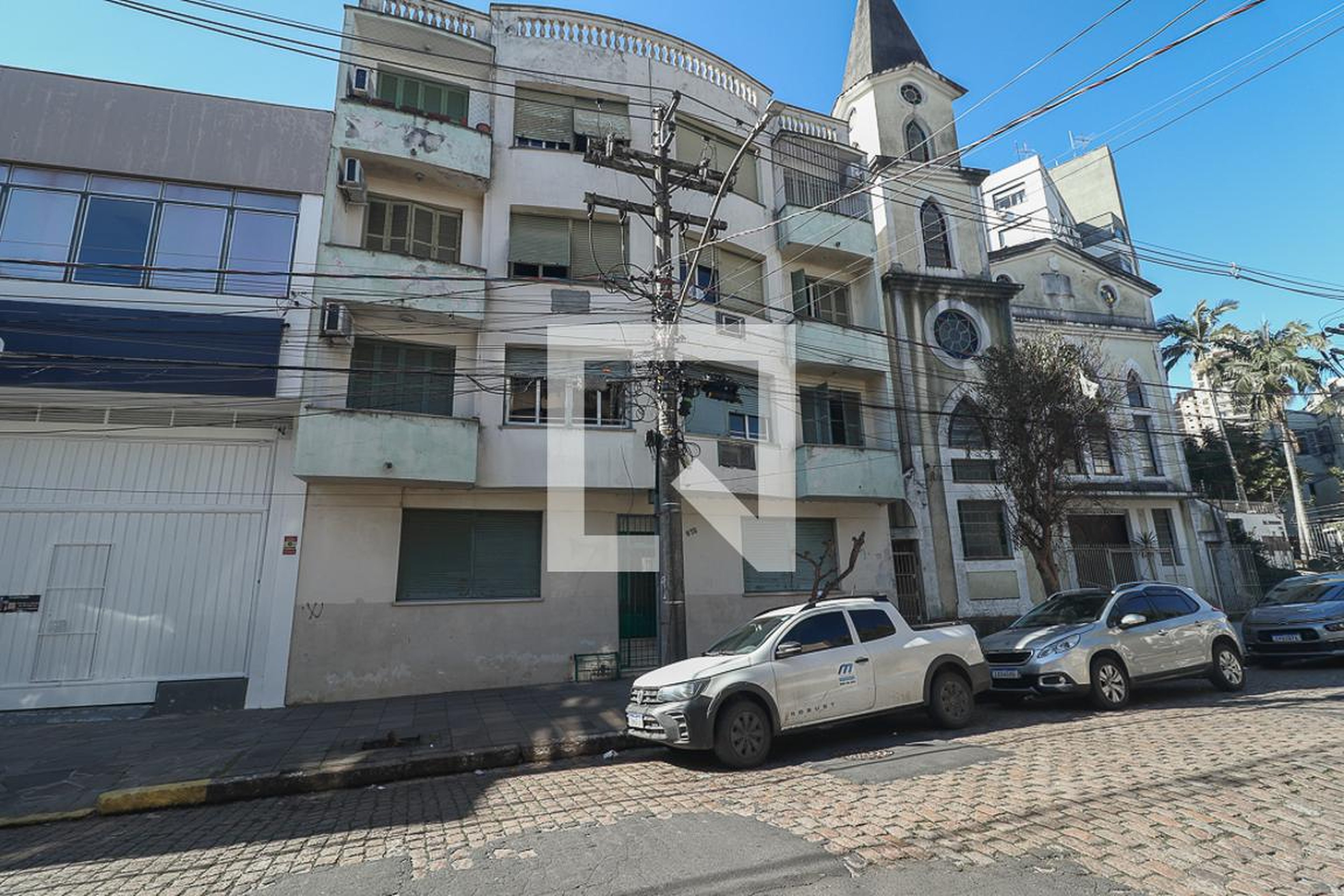 Fachada Condomínio em Rua Hoffmann, 578