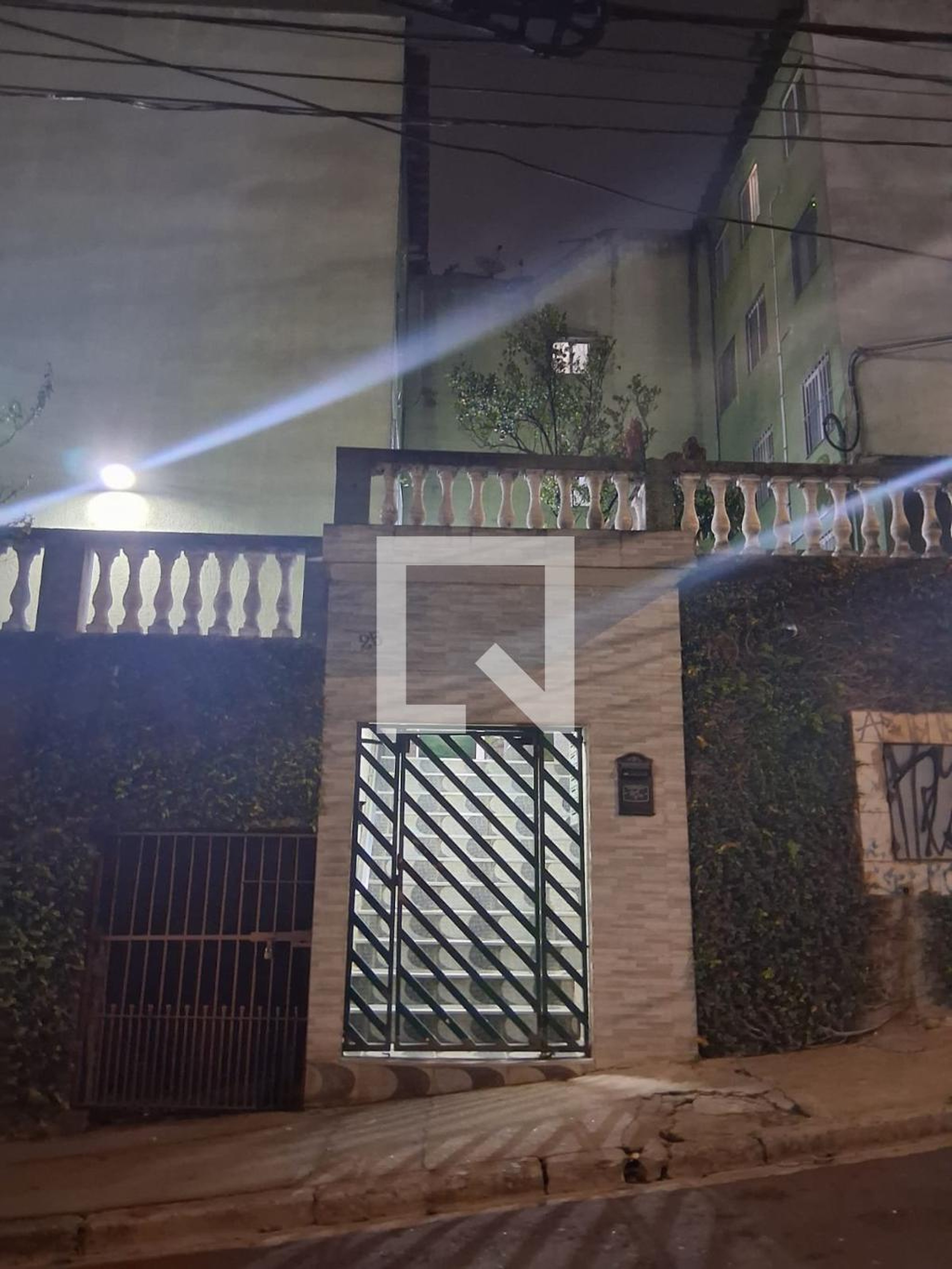 Fachada Condomínio em Rua Anésio João da Silva, 25