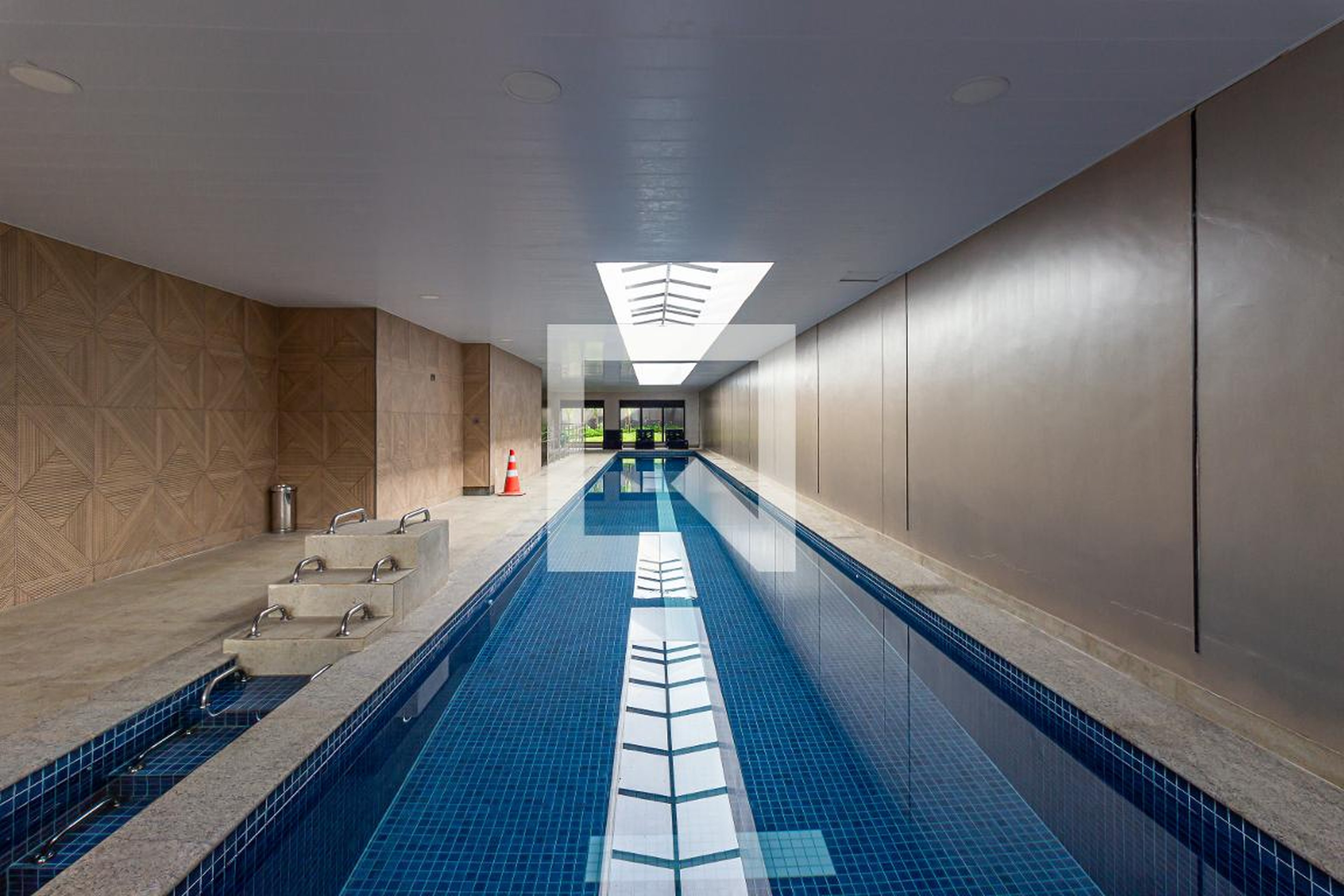 Piscina Coberta - Hub Alto da Boa Vista - AAM