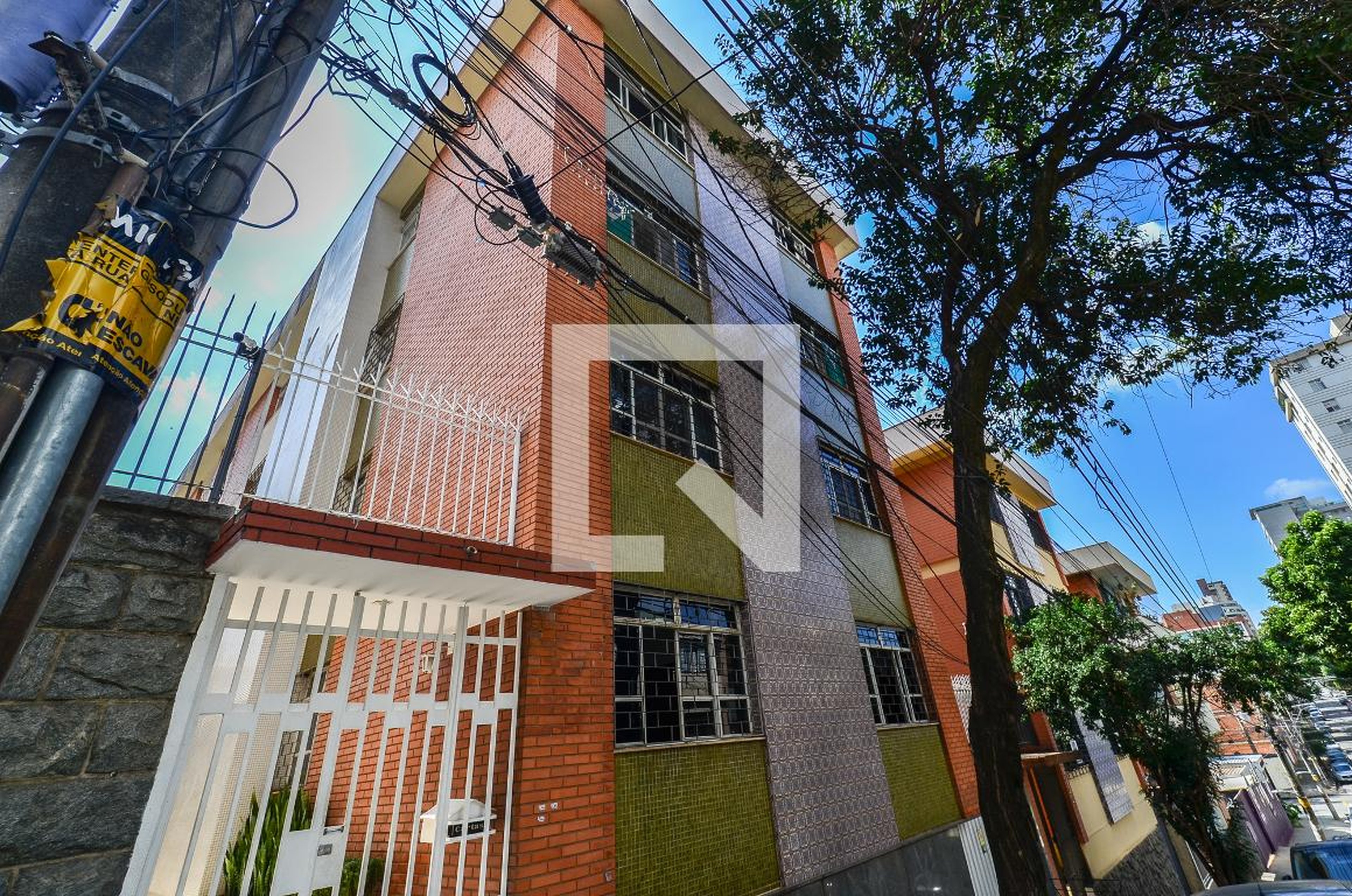 Fachada Condomínio Iria Valente